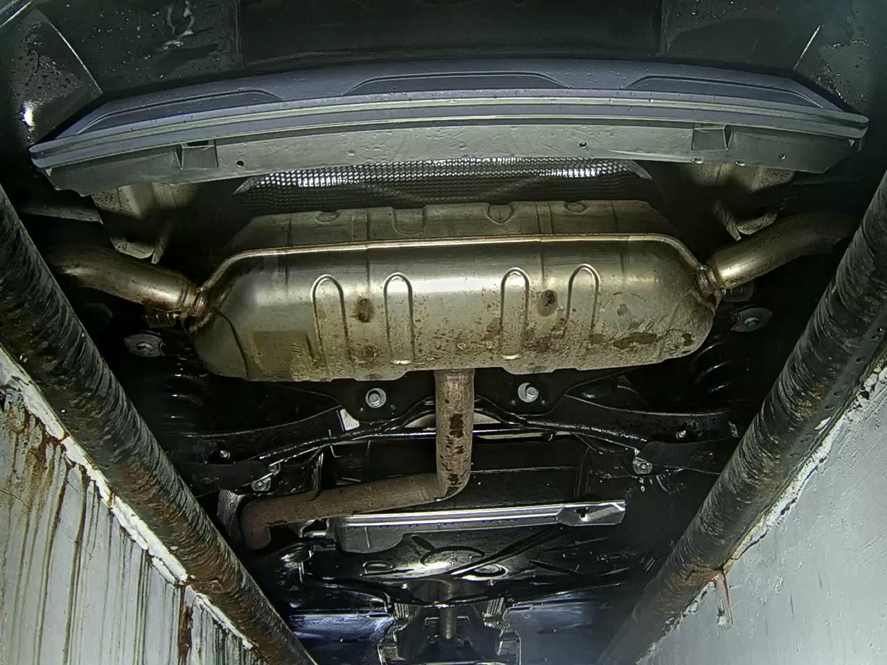 Volkswagen Tiguan - 7