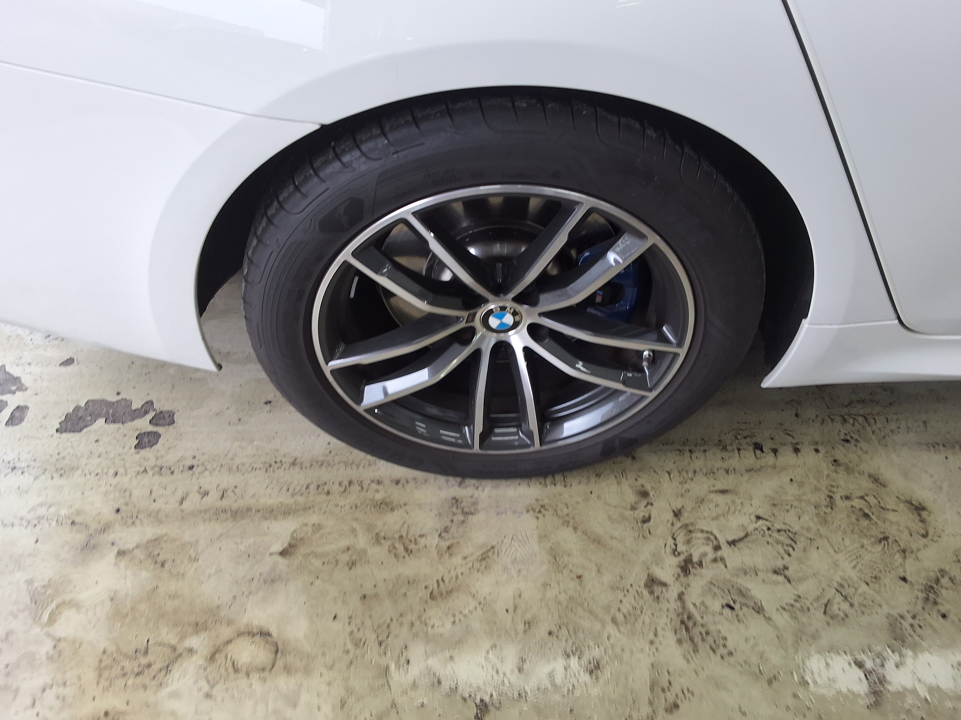 BMW 5 Series 2023 - Image 20