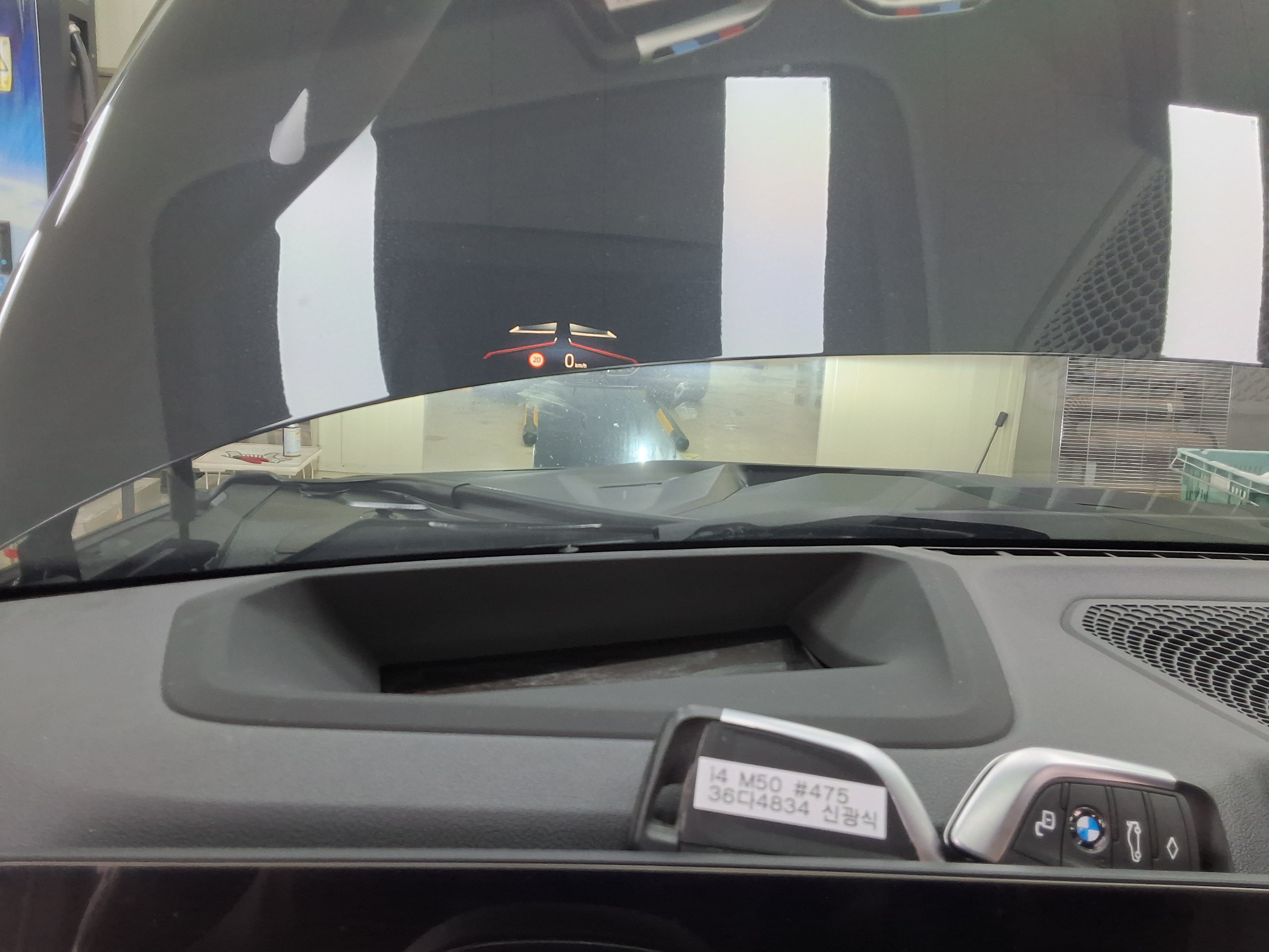 BMW i4 - 17