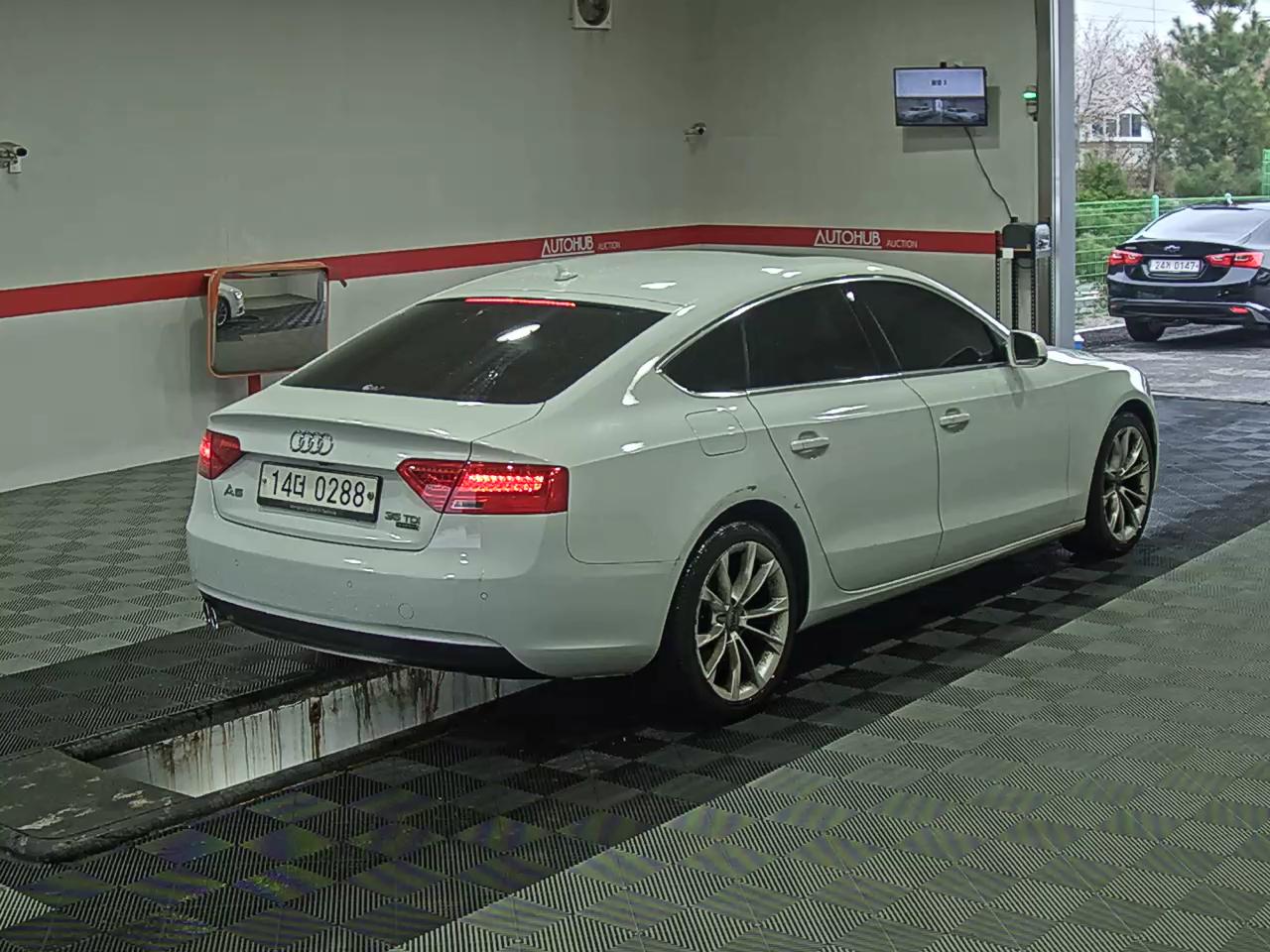 Audi A5 2016 - Image 4