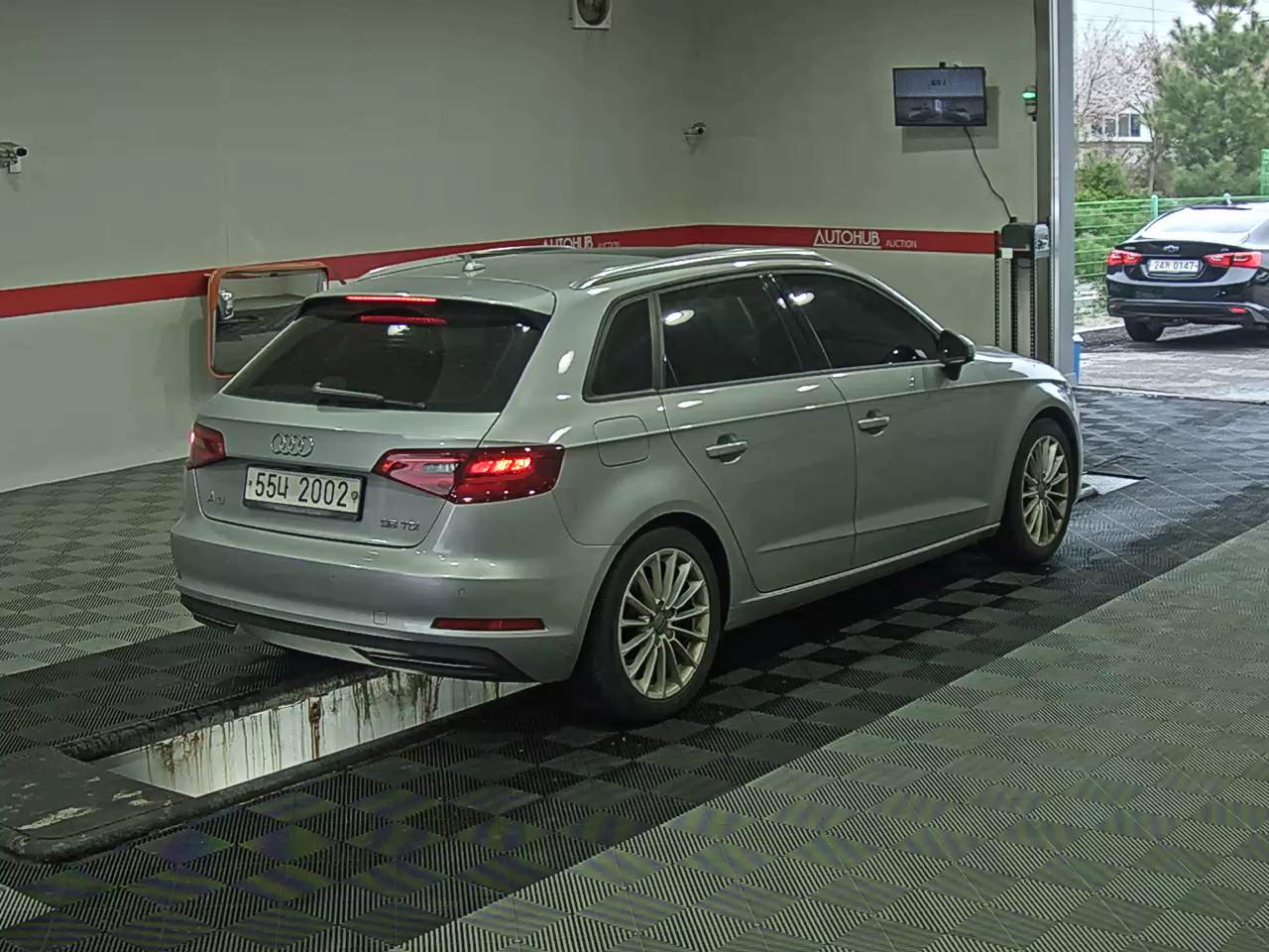 Audi A3 2015 - Image 4