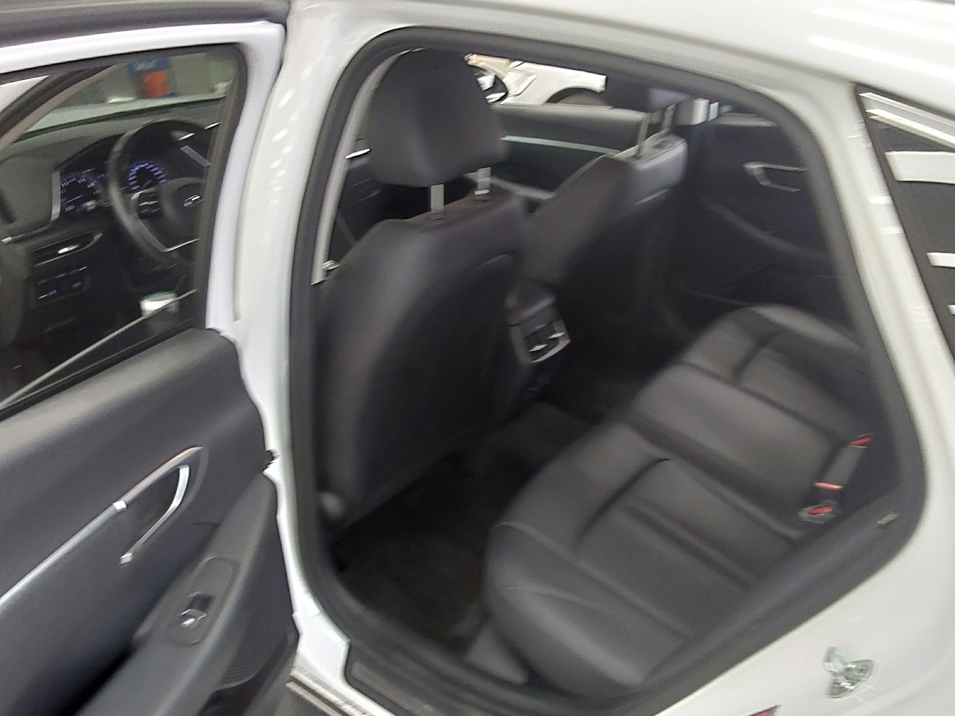 Hyundai Sonata 2020 - Image 11