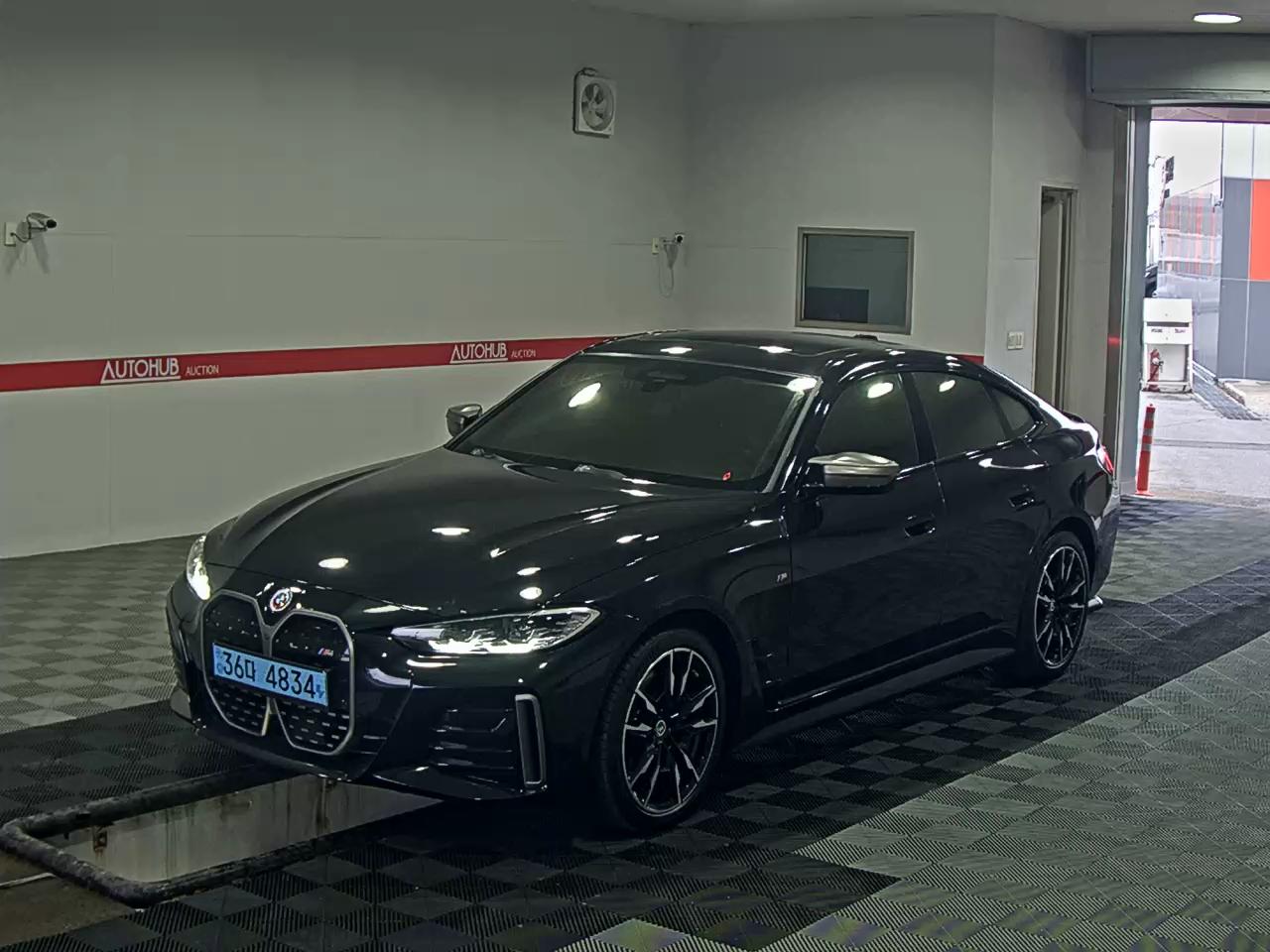 BMW i4