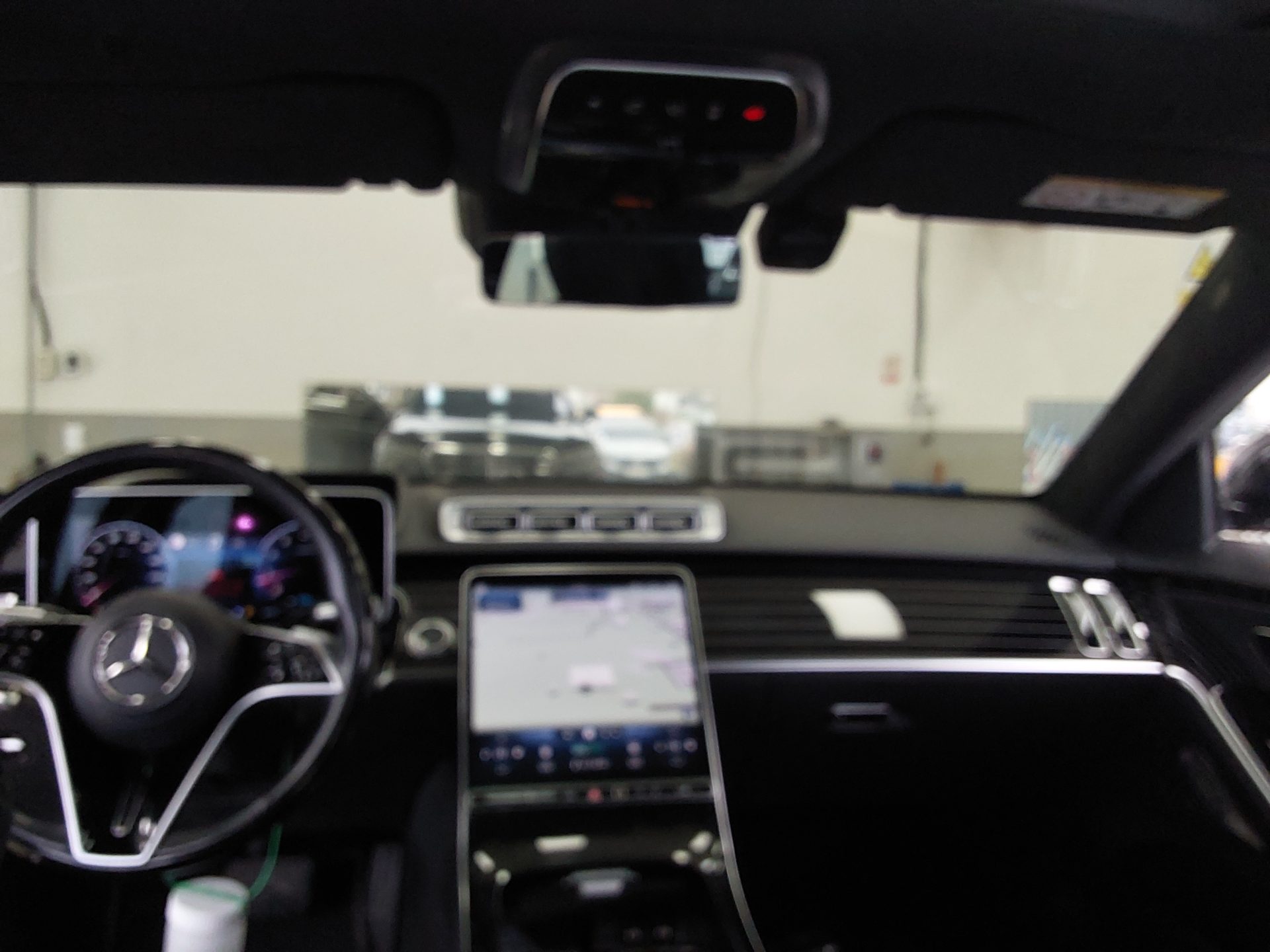 Mercedes-Benz S-Class 2022 - Image 10