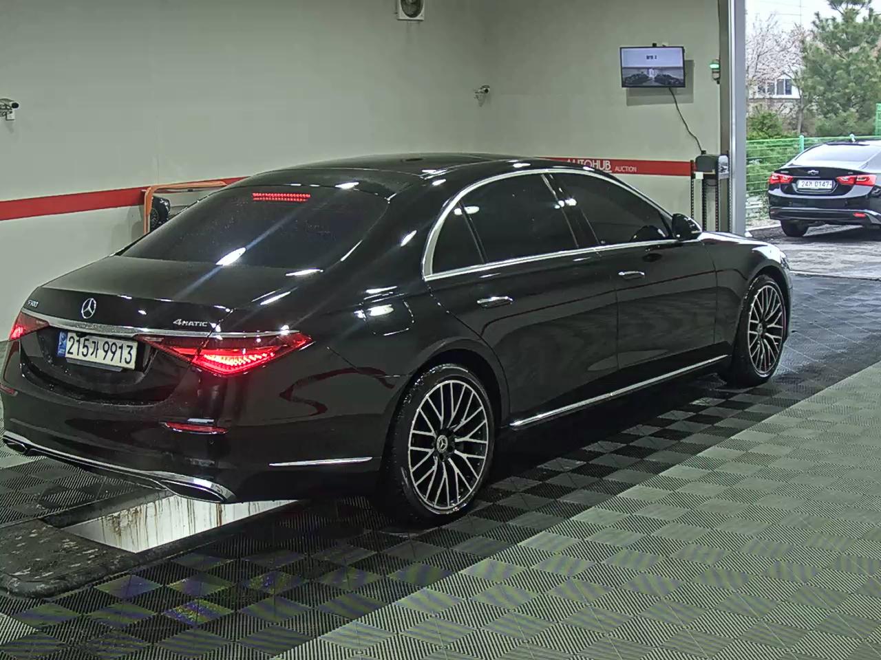 Mercedes-Benz S-Class 2022 - Image 4