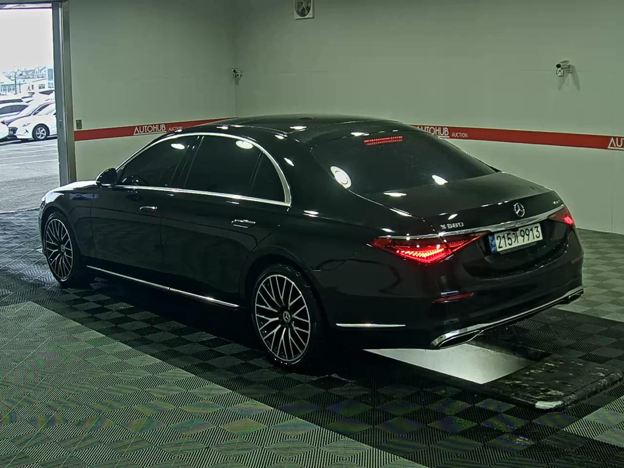 Mercedes-Benz S-Class 2022 - Image 5