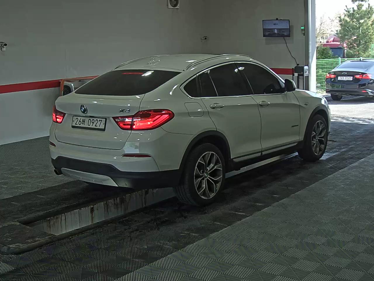BMW X4 - 4