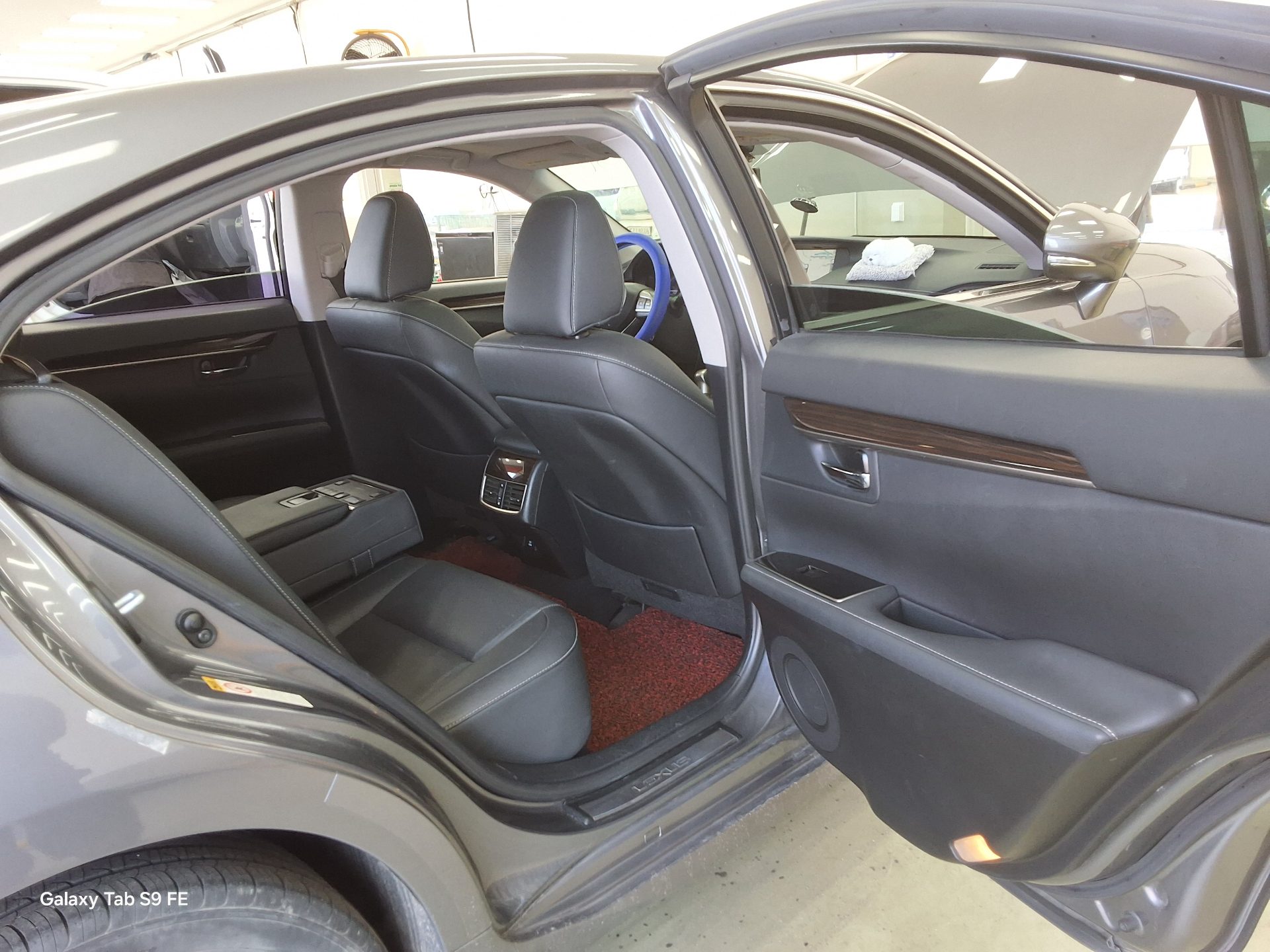 Lexus ES - 12