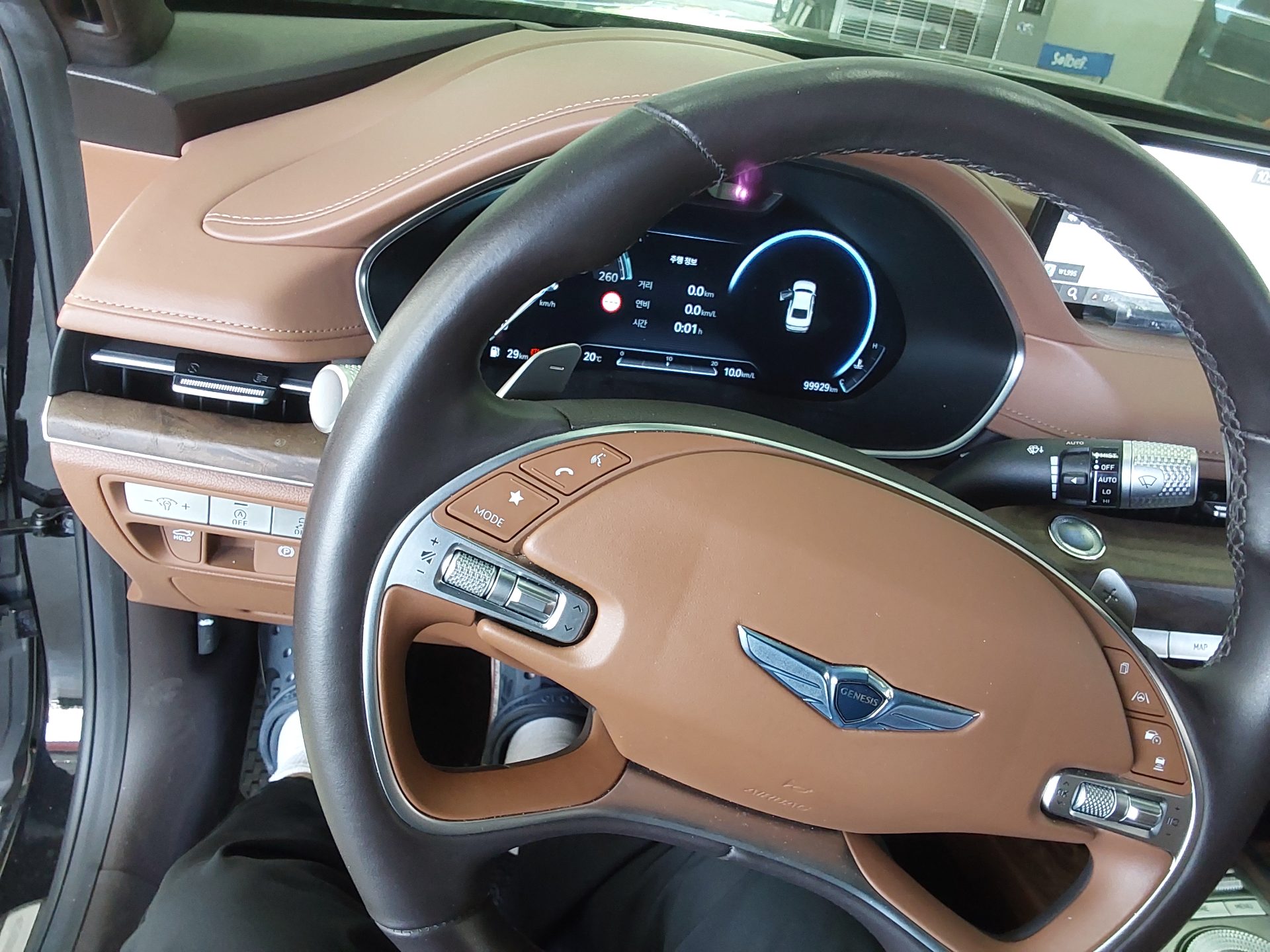 2022 - genesis g80