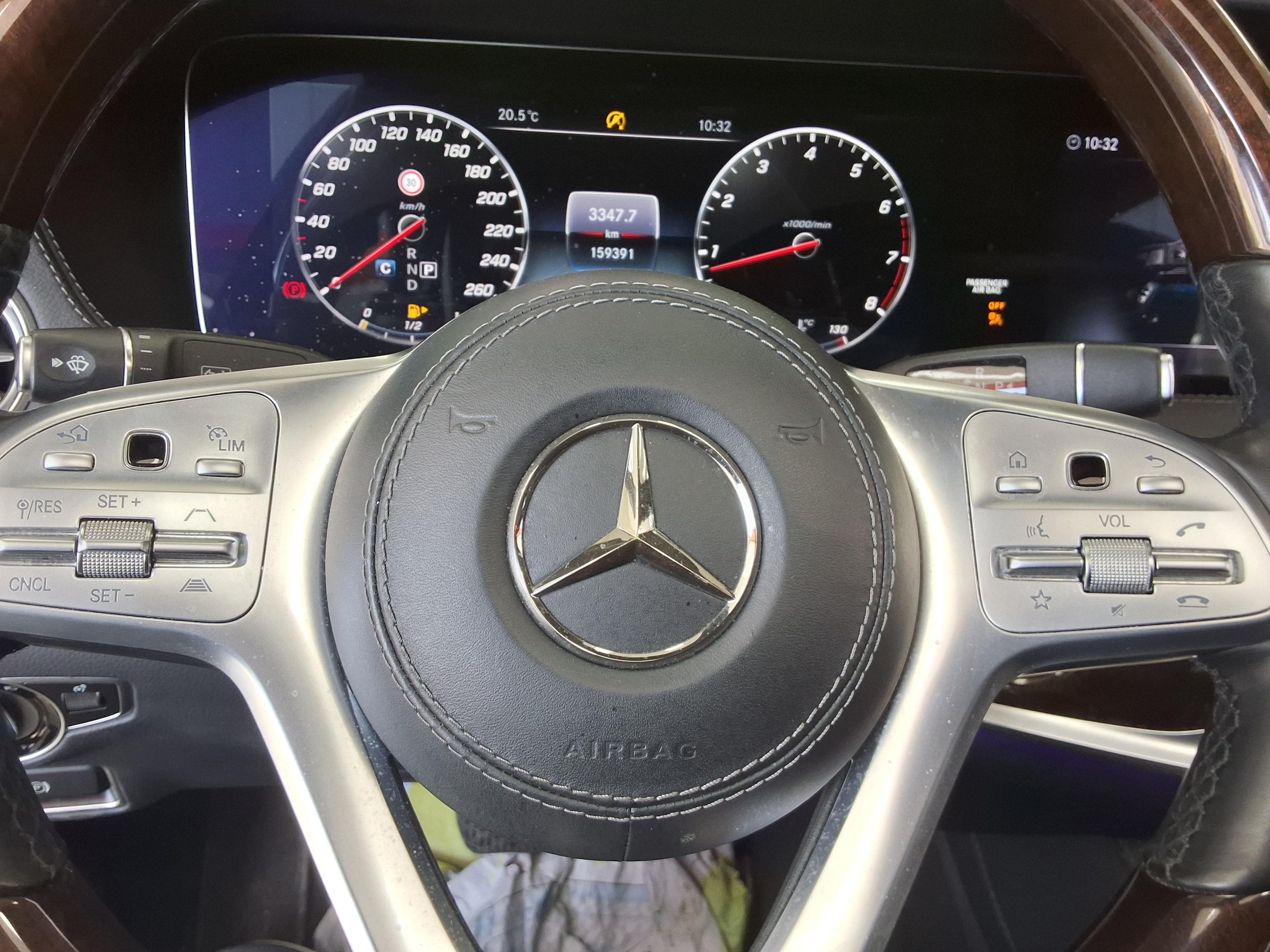Mercedes-Benz S-Class - 18