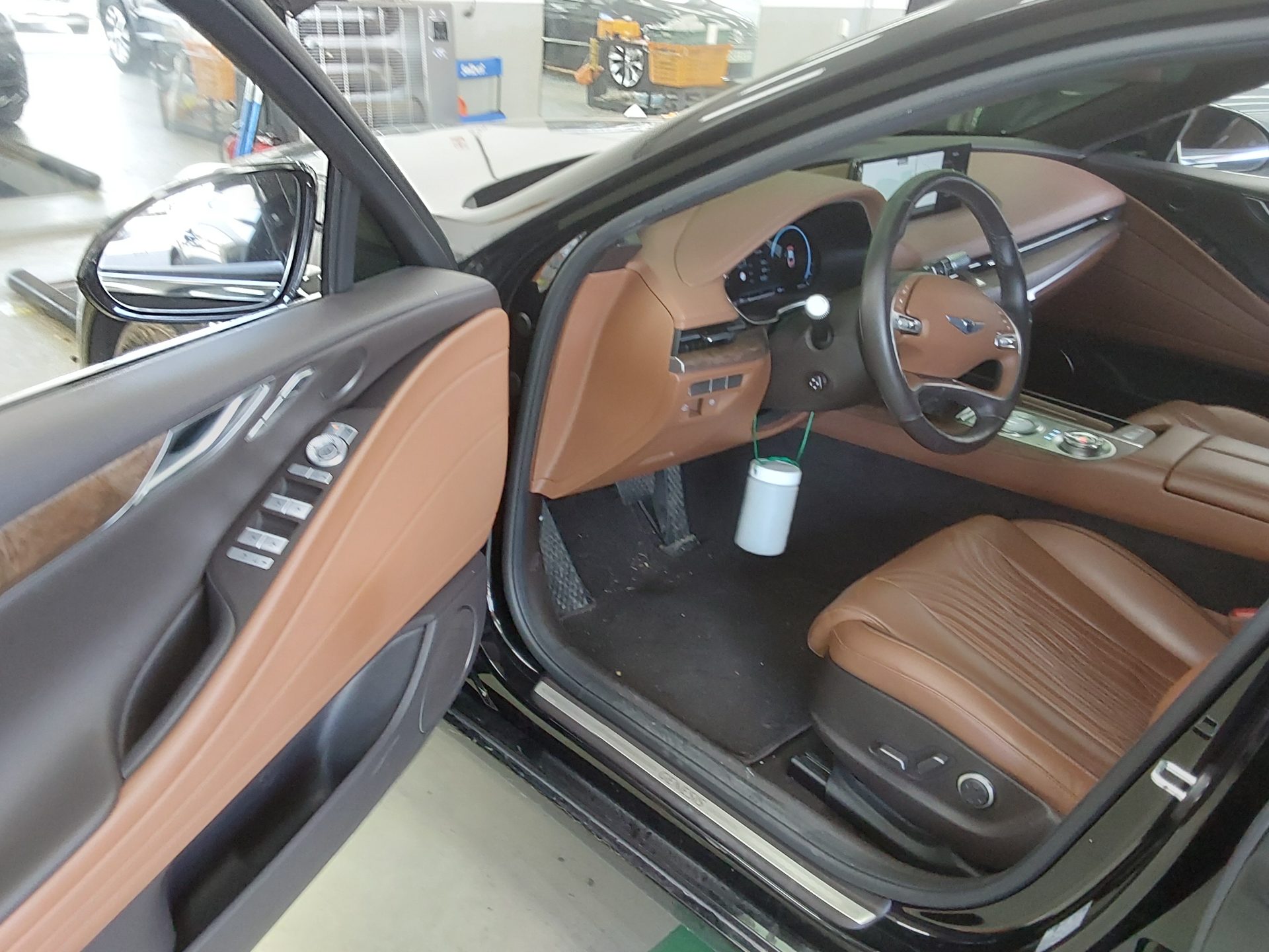 2022 - genesis g80