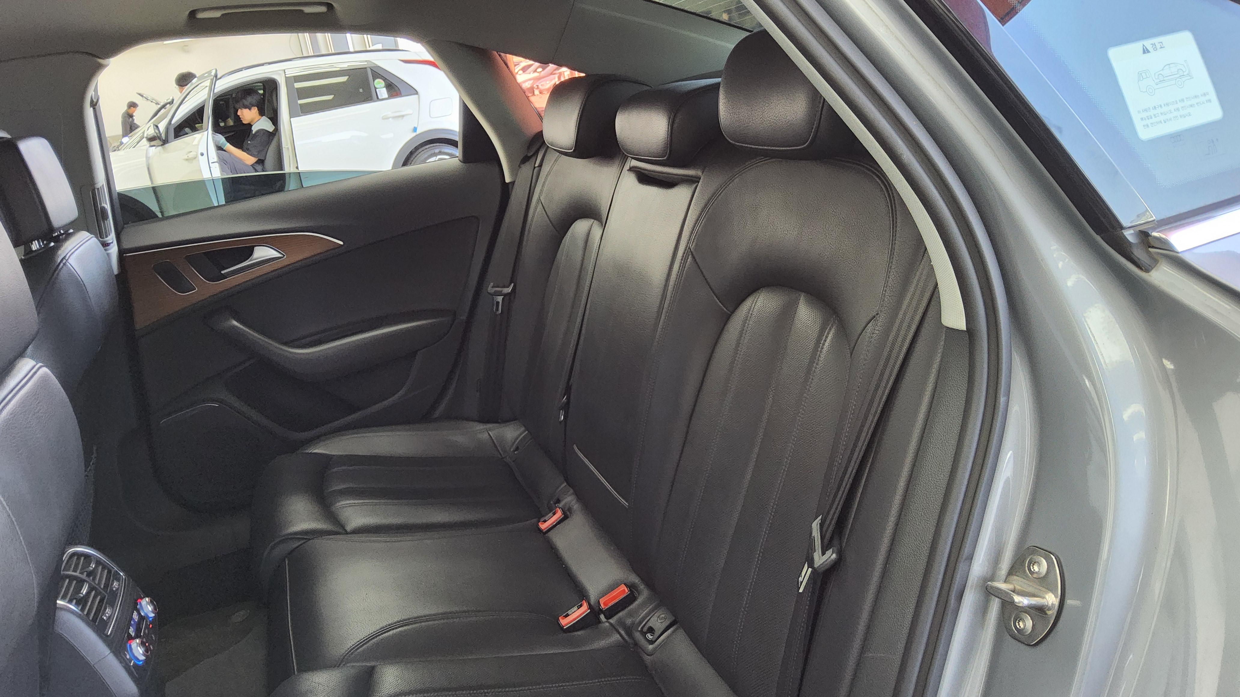 Audi A6 2016 - Image 11
