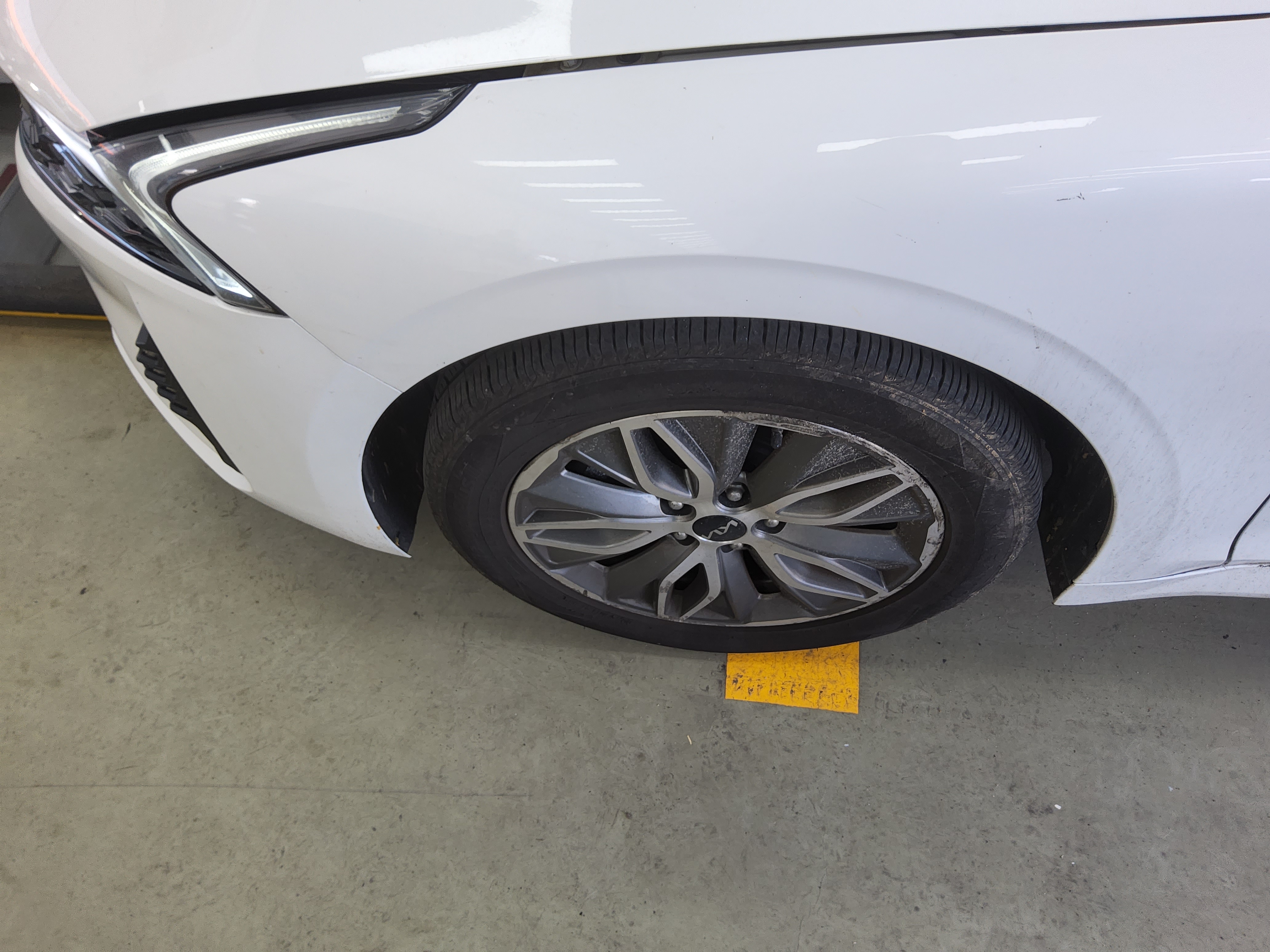 Kia K5 2023 - Image 18