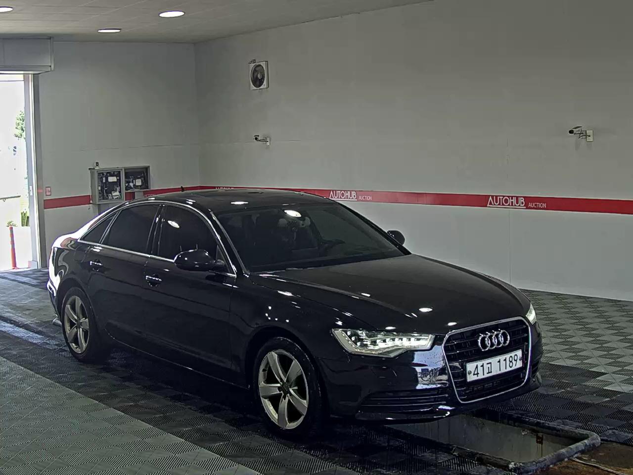 أودي A6 - 2