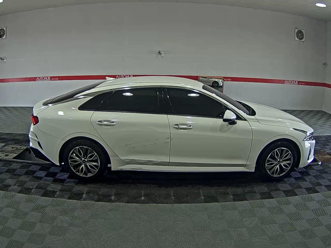 Kia K5 2023 - Image 3