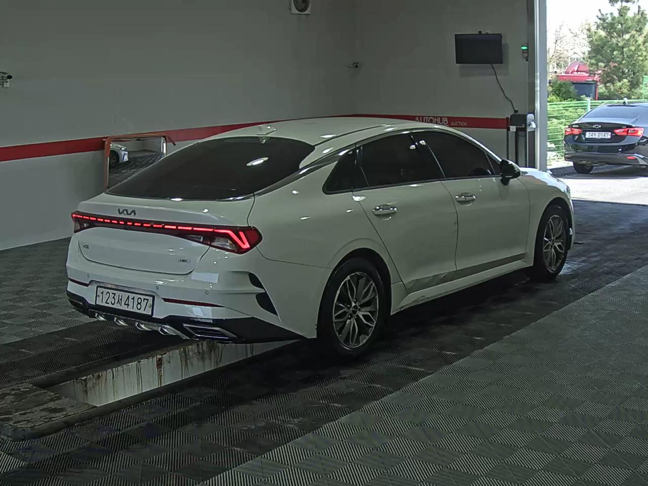 Kia K5 2023 - Image 4