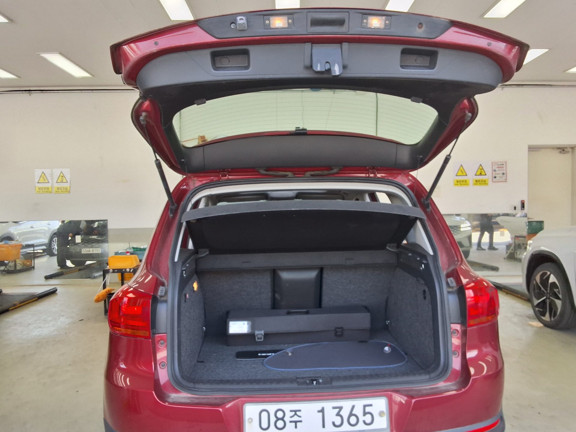 VOLKSWAGEN 티구안 - 14
