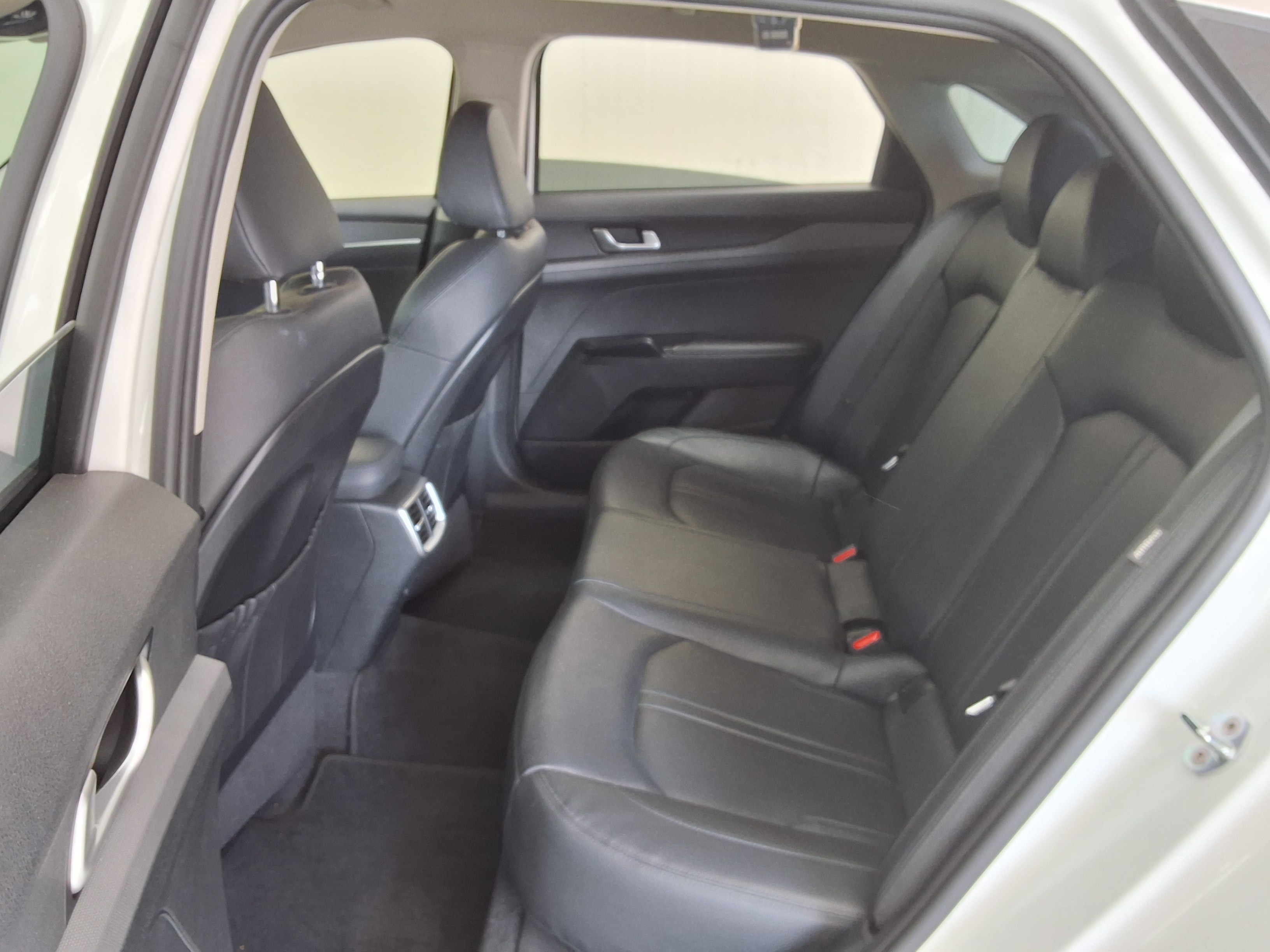Kia K5 2021 - Image 11