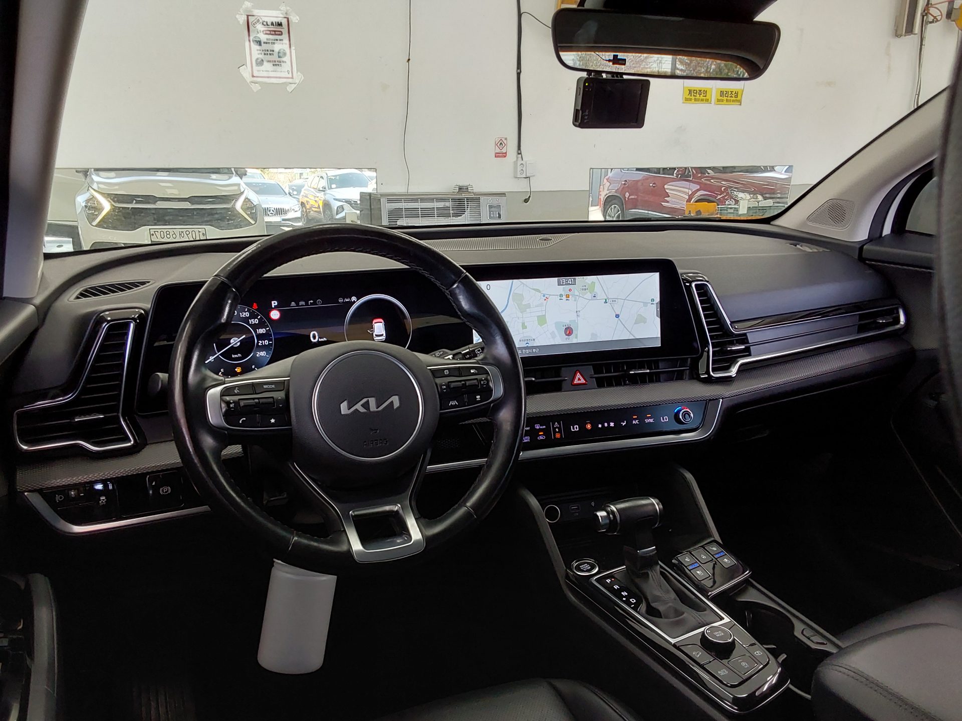Kia Other 2022 - Image 10