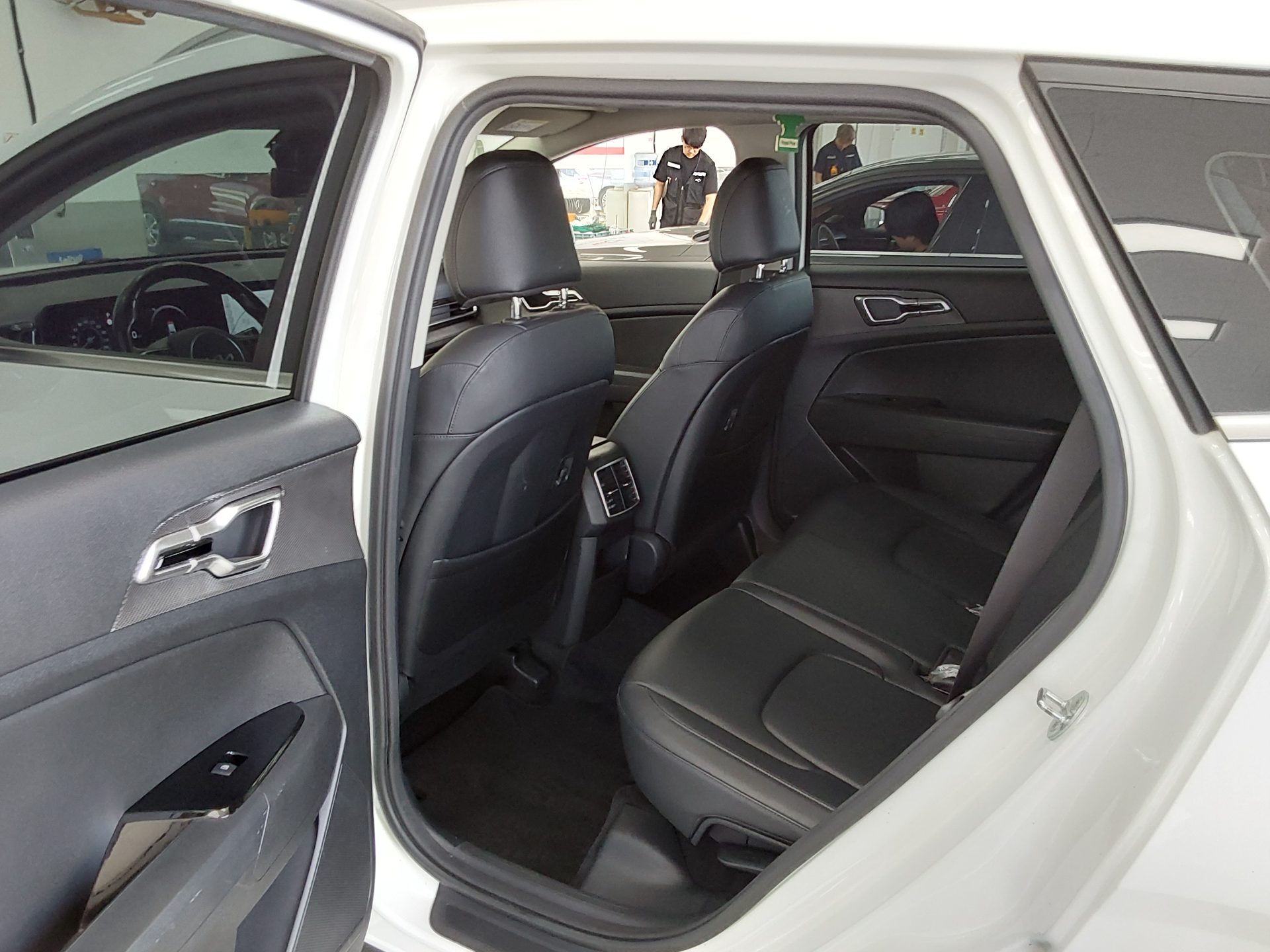 Kia Other 2022 - Image 11