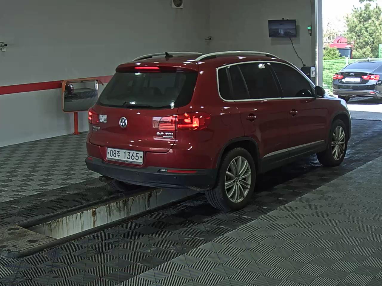VOLKSWAGEN 티구안 - 4