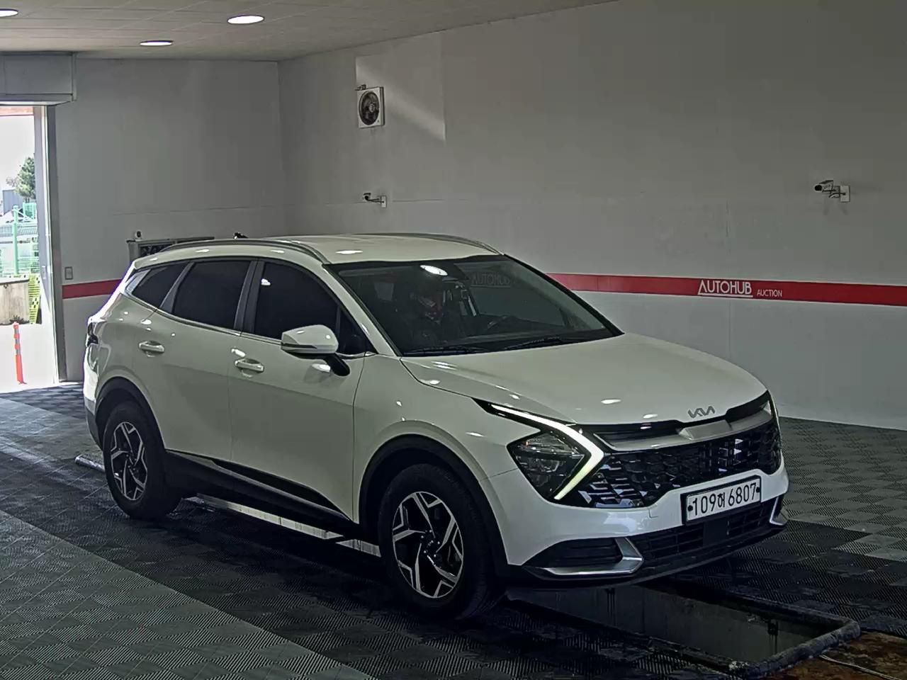 Kia Other 2022 - Image 2