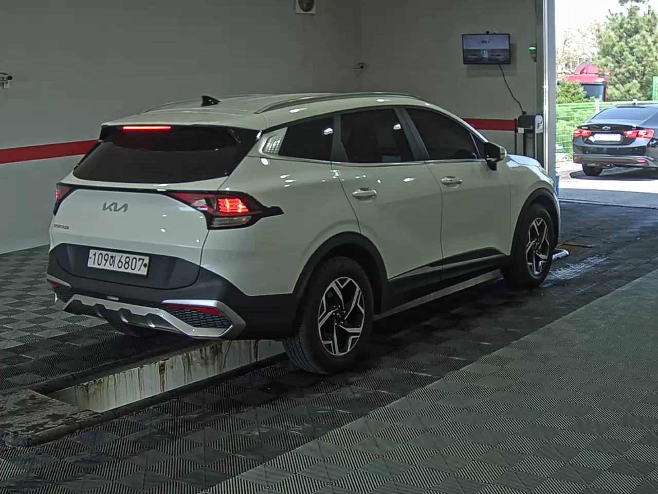 Kia Other 2022 - Image 4