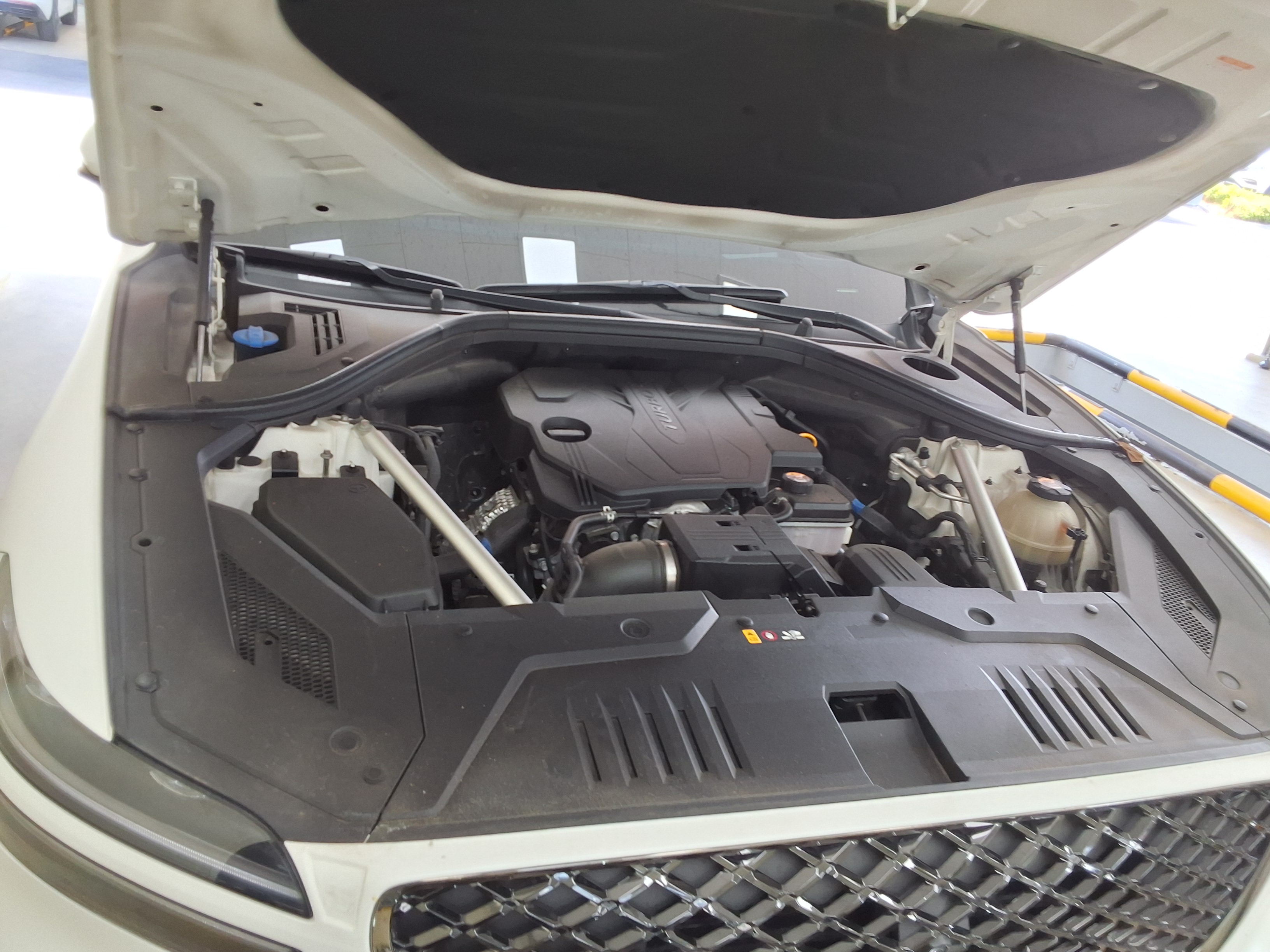 جينيسيس GV70 2021 - صورة 19