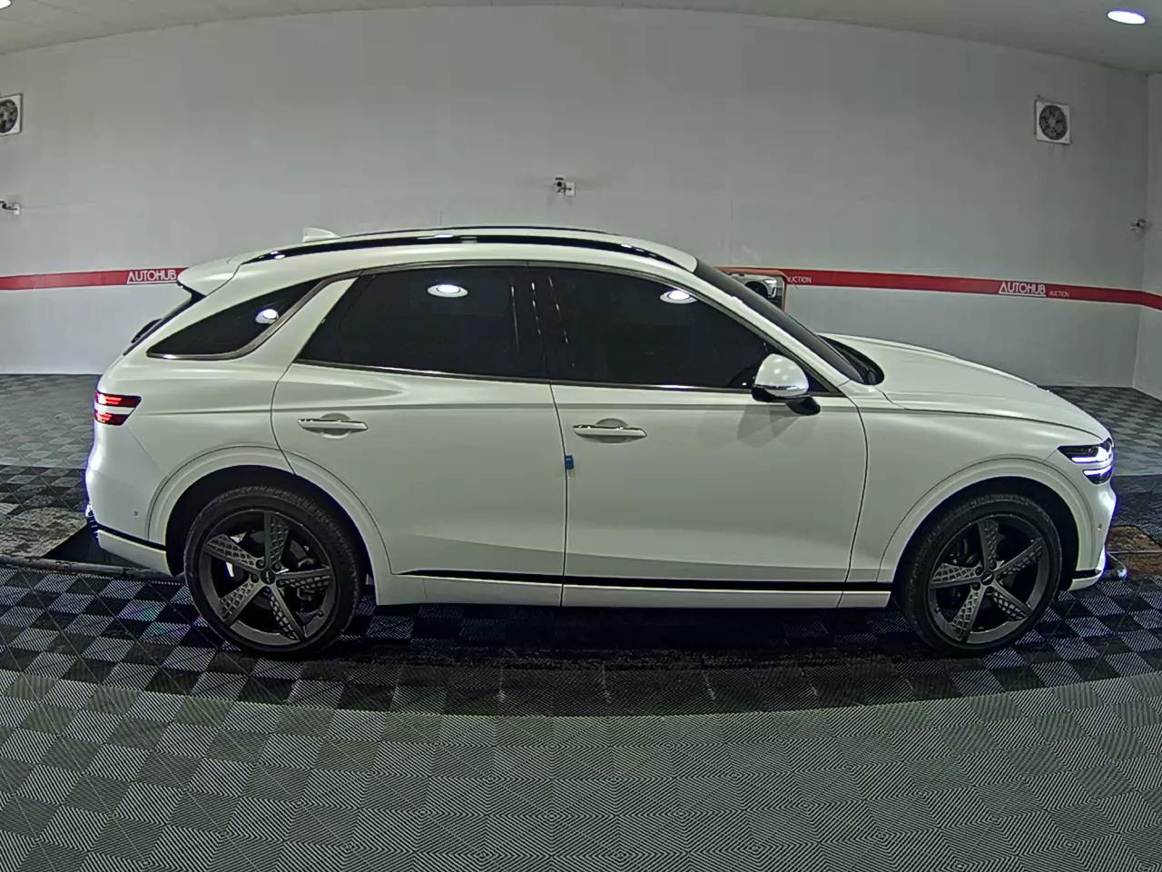 جينيسيس GV70 2021 - صورة 3