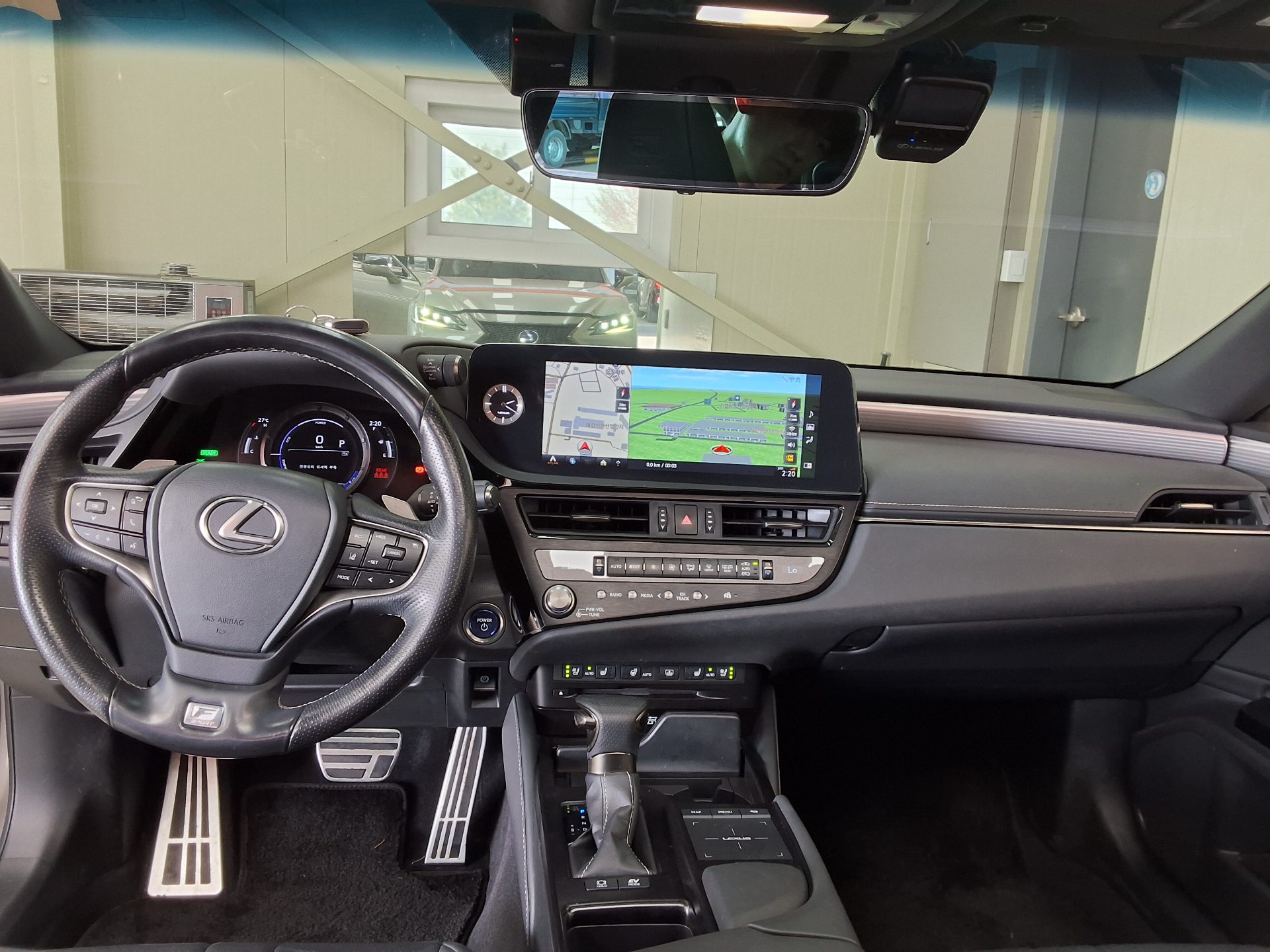 LEXUS ES - 19