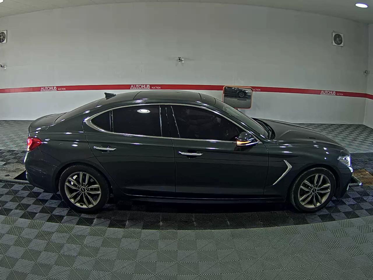 Genesis G70 - 3