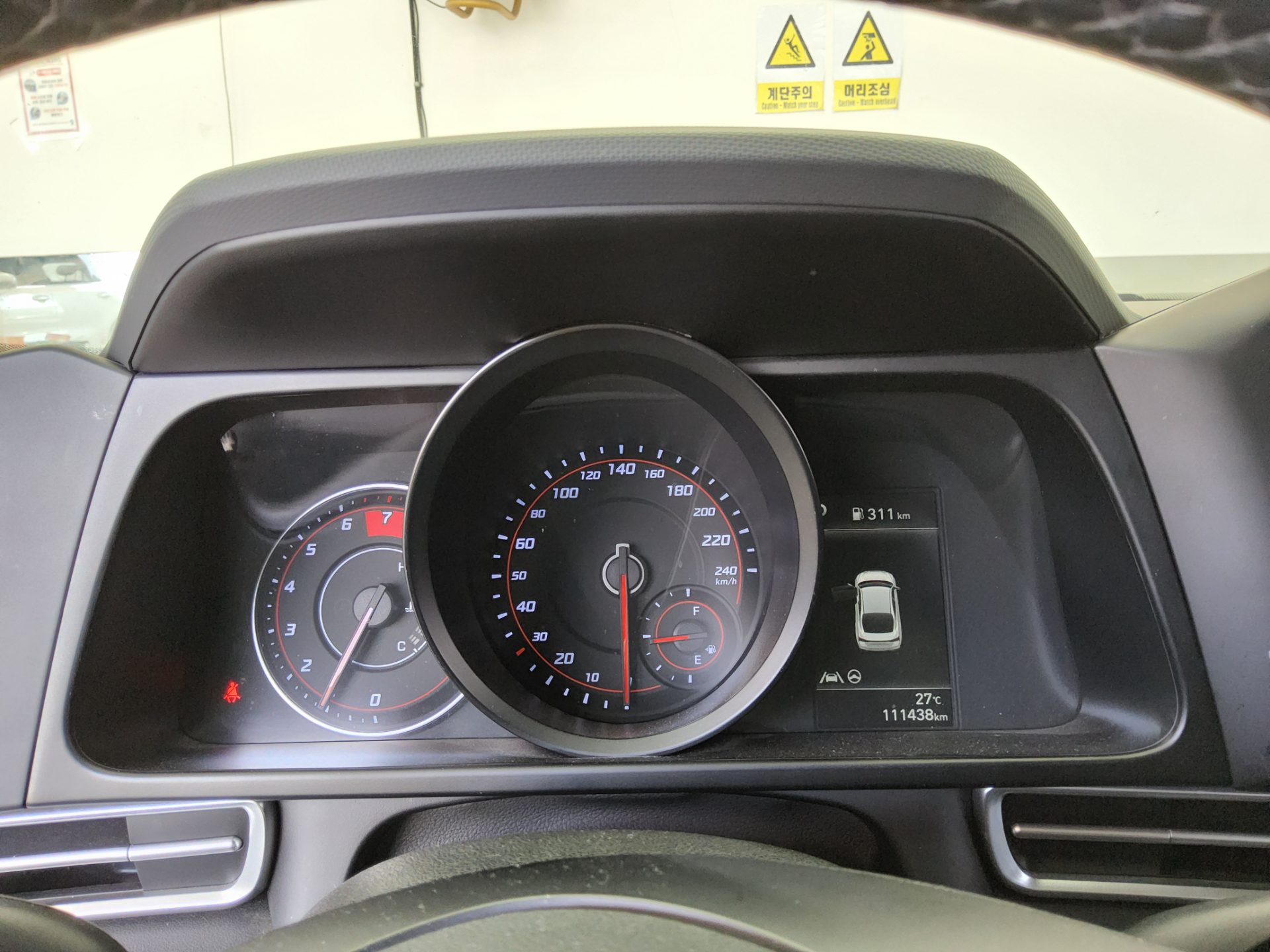 Hyundai Elantra 2021 - Image 8