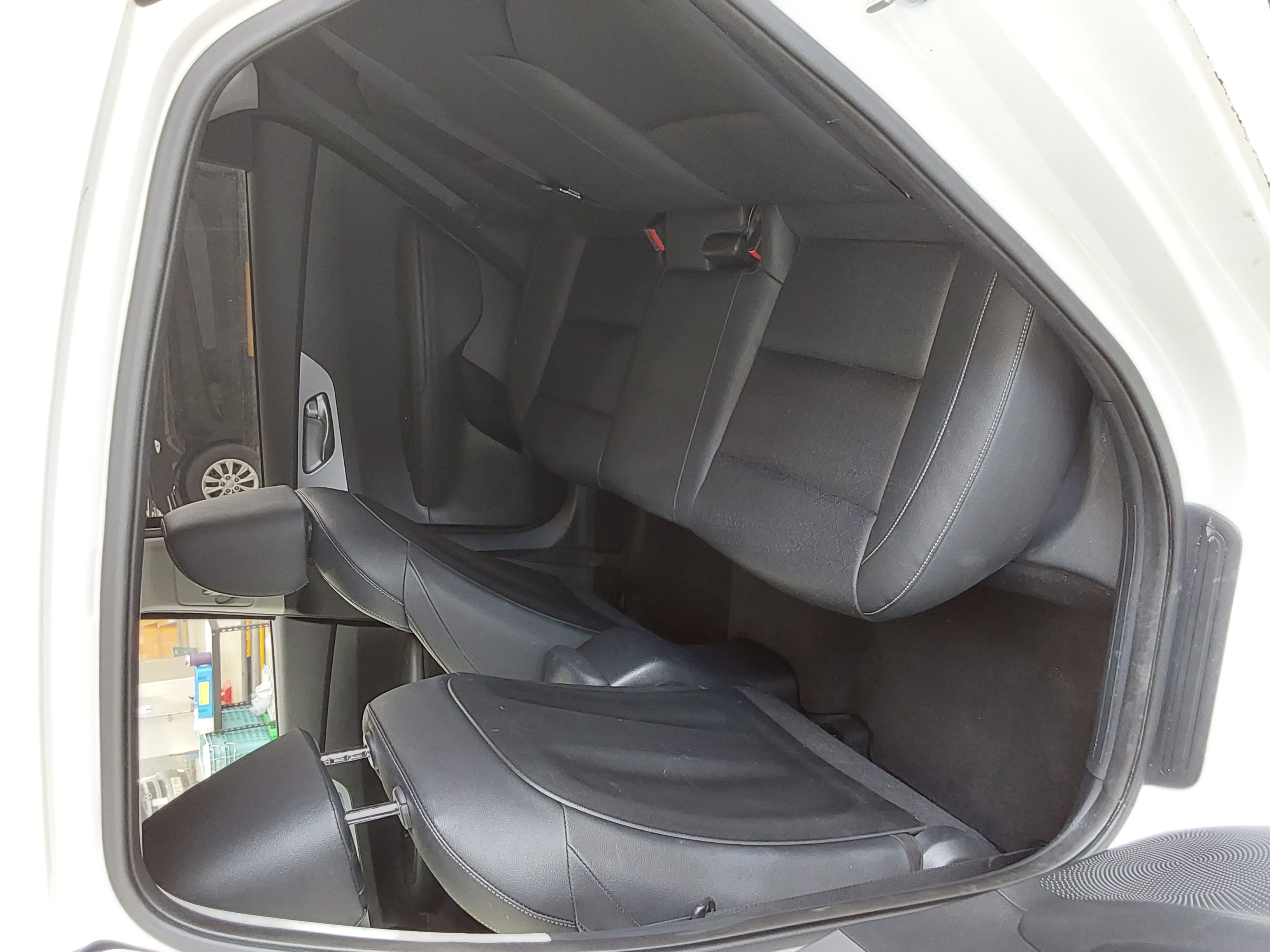 Kia K3 2022 - Image 11