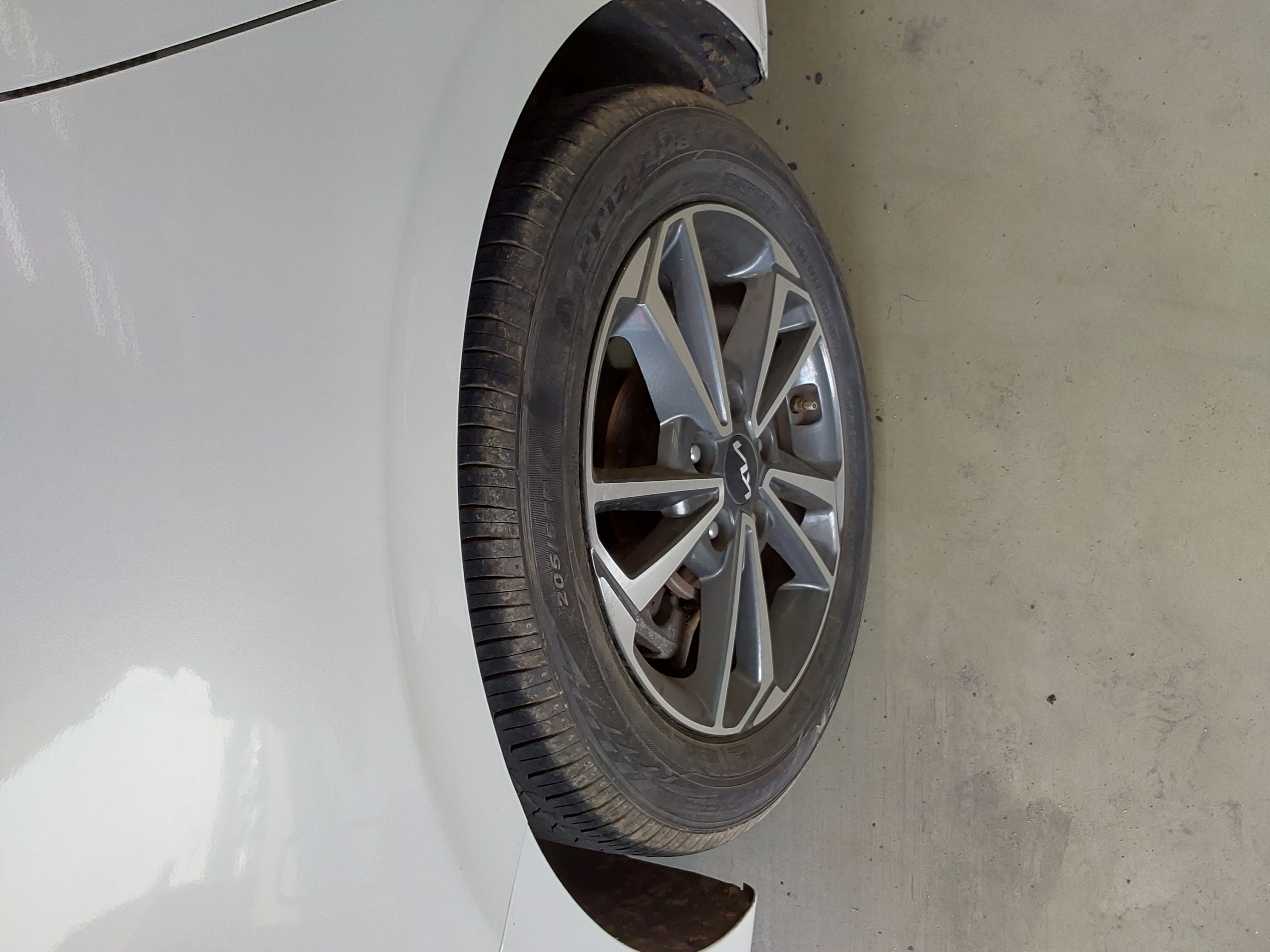 Kia K3 2022 - Image 20