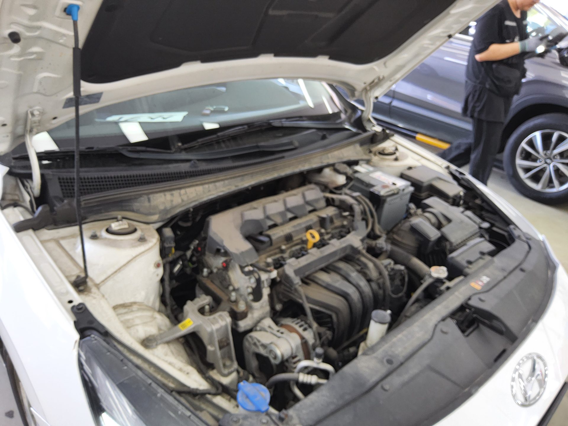 Hyundai Elantra 2021 - Image 17
