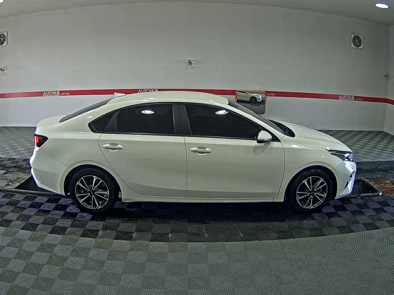 Kia K3 2022 - Image 3