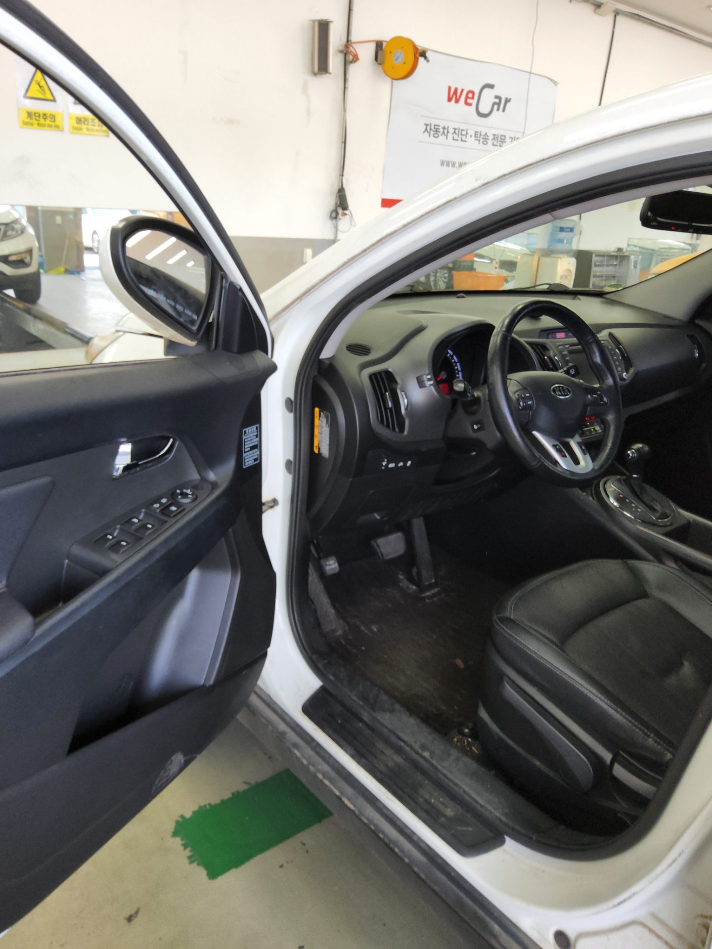 Kia Sportage 2012 - Image 9