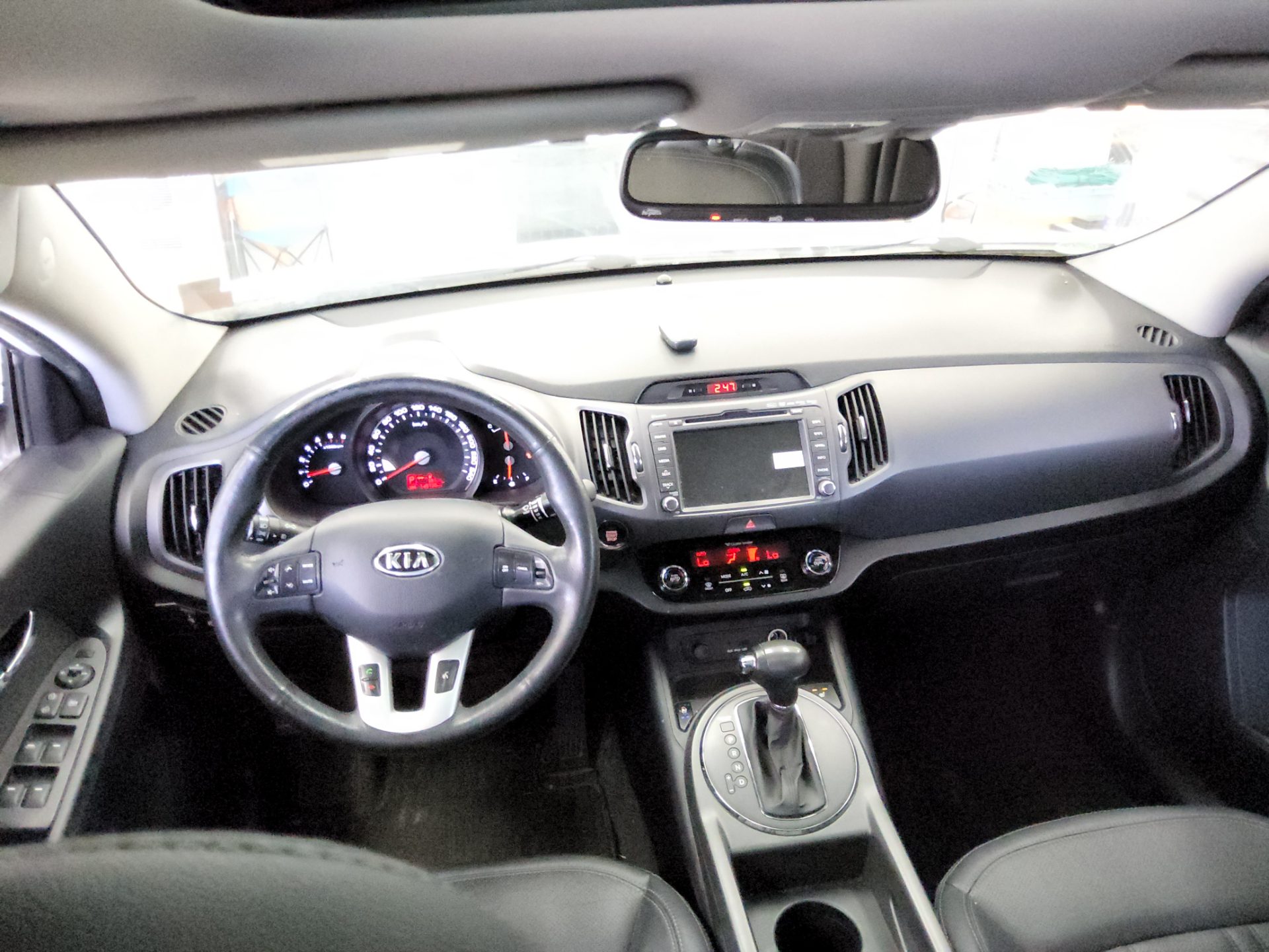 Kia Sportage 2012 - Image 10