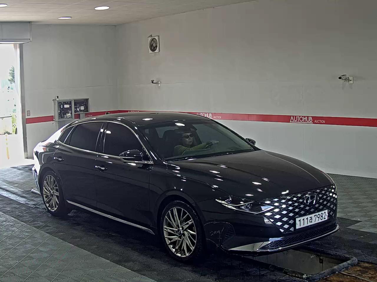Hyundai Grandeur 2021 - Image 2