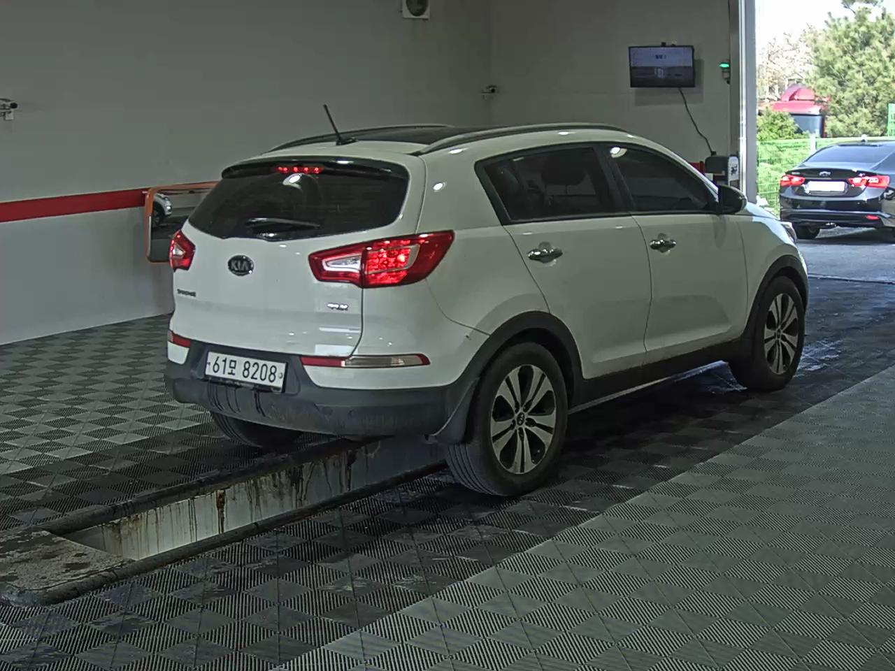 Kia Sportage 2012 - Image 4