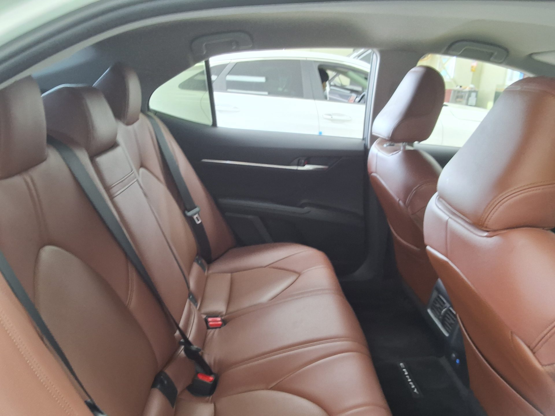 Toyota Camry 2024 - Image 12