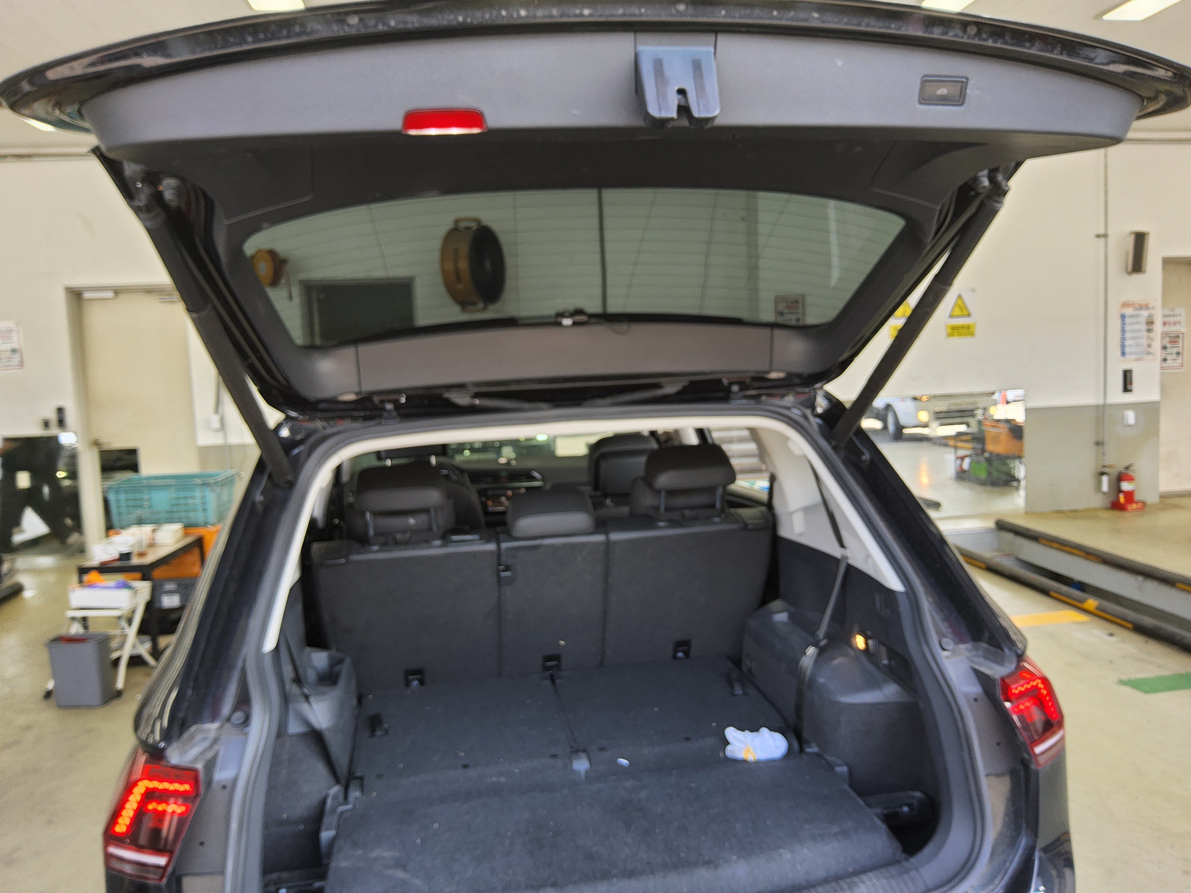 Volkswagen Tiguan - 14