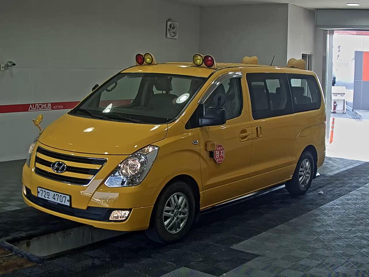 Hyundai Grand Starex