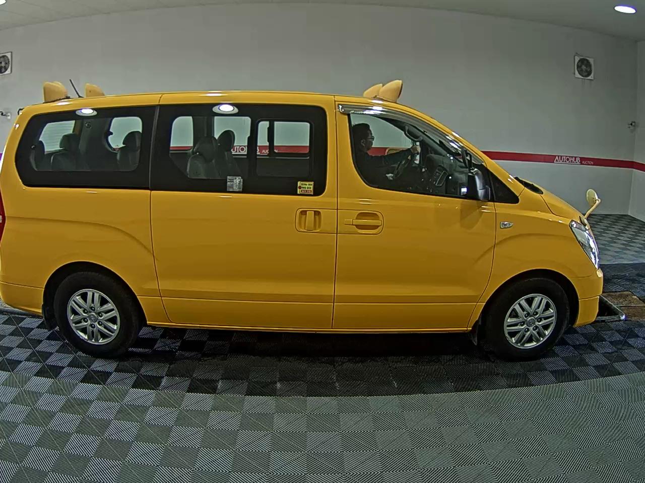 Hyundai Grand Starex 2017 - Image 3