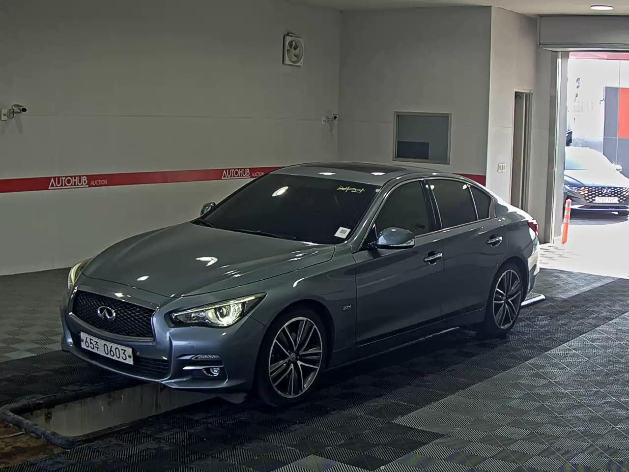 Infiniti Q50