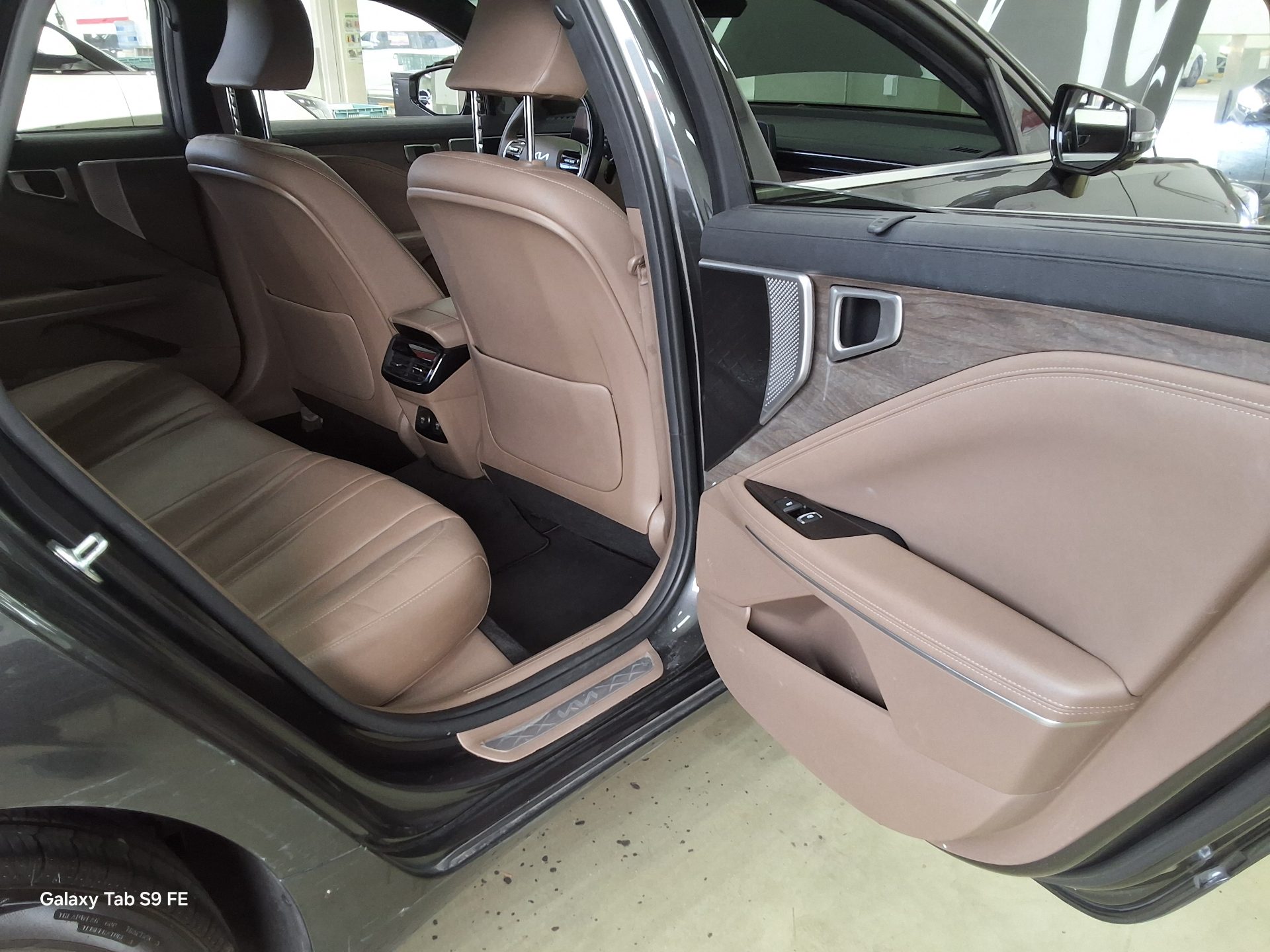 Kia K8 2023 - Image 12