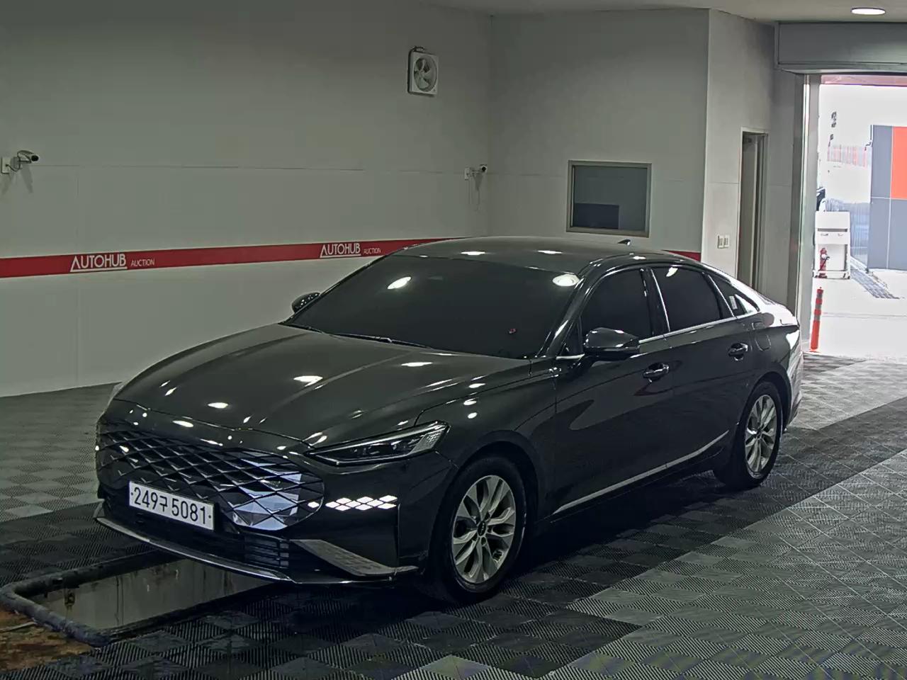 Kia K8