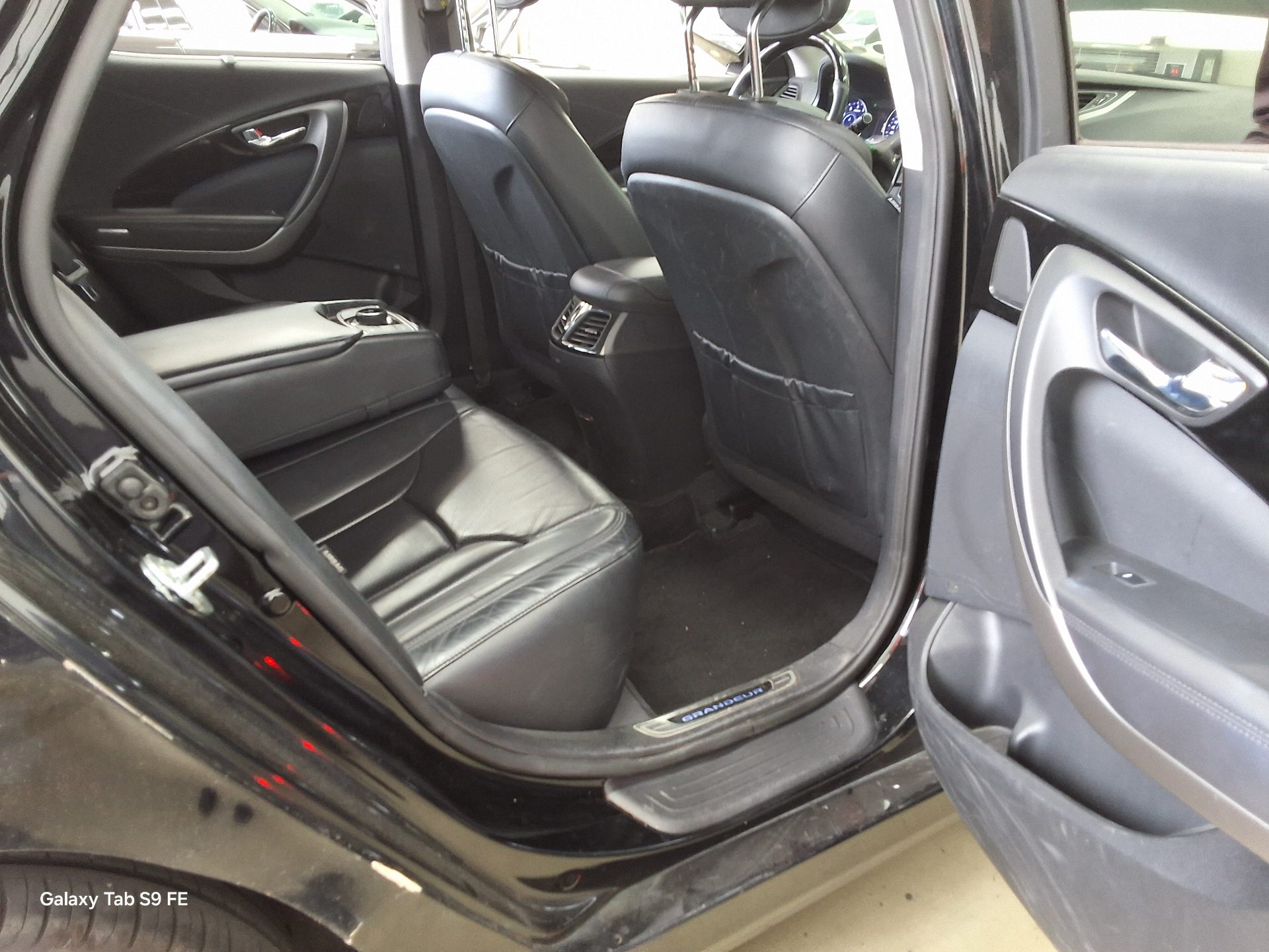 Hyundai Grandeur 2015 - Image 12