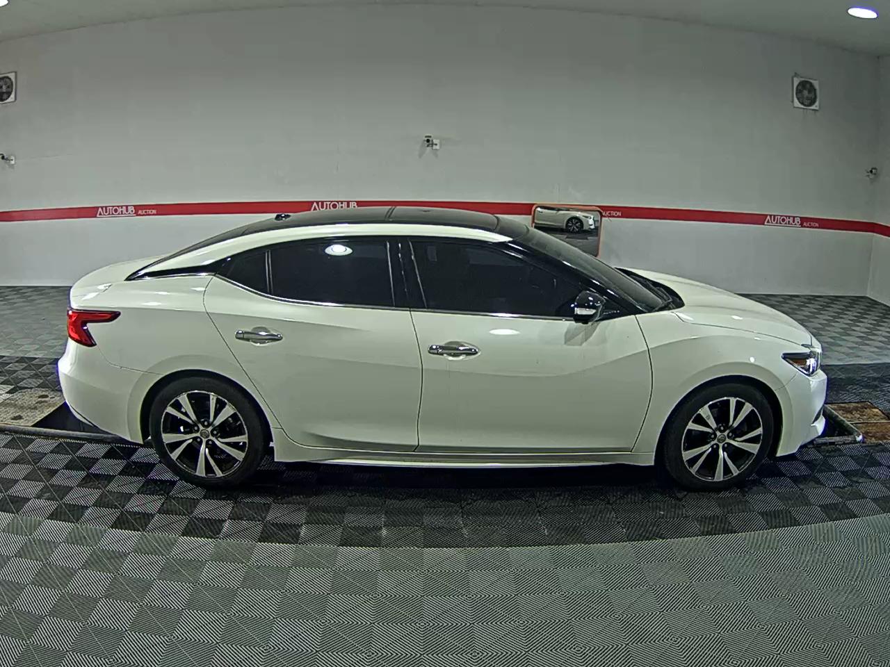 Nissan Maxima 2017 - Image 3