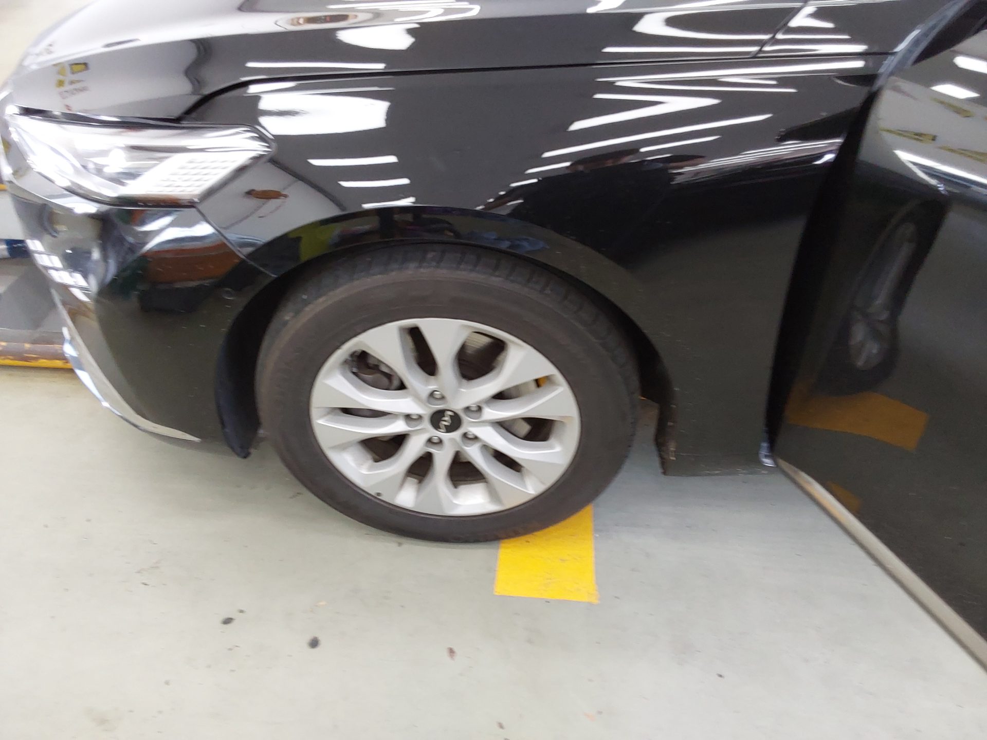 كيا K8 2023 - صورة 20